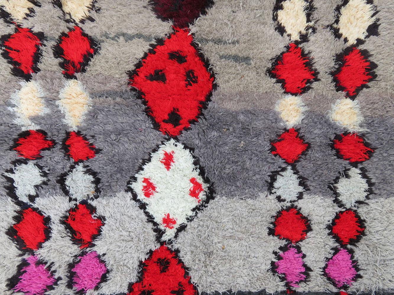 Hand-Woven 1960s Moroccan Ourika Rug  3'9 x 7'8 For Sale
