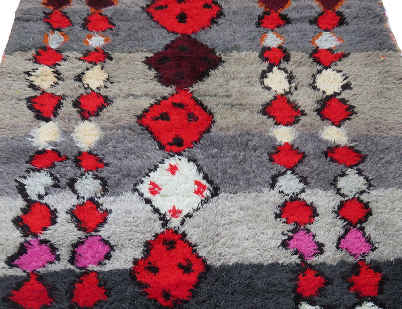 Wool 1960s Moroccan Ourika Rug  3'9 x 7'8 For Sale