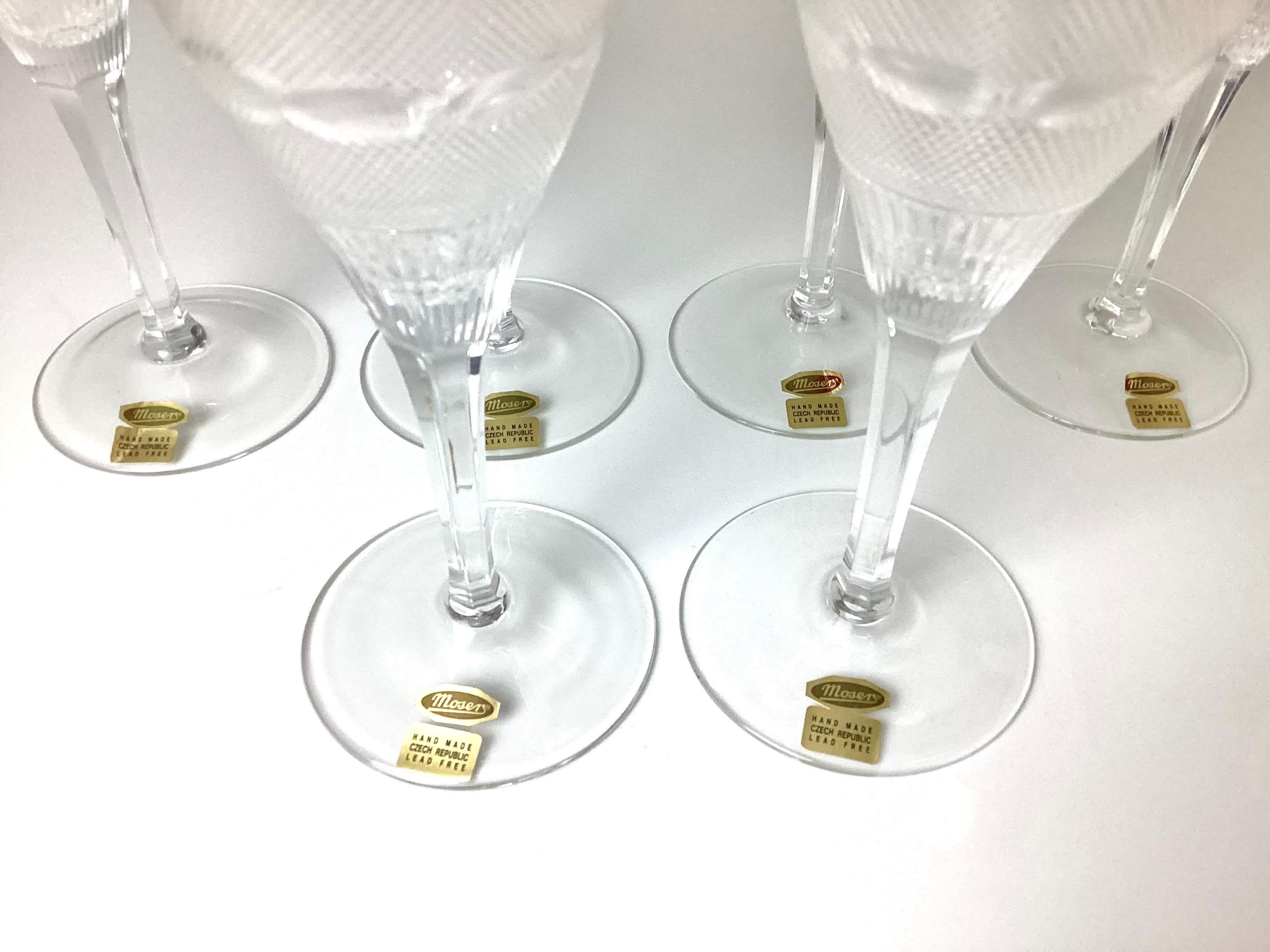 Juego de 6 copas de vino Splendid de cristal tallado Moser de los años 60 Regencia de Hollywood en venta