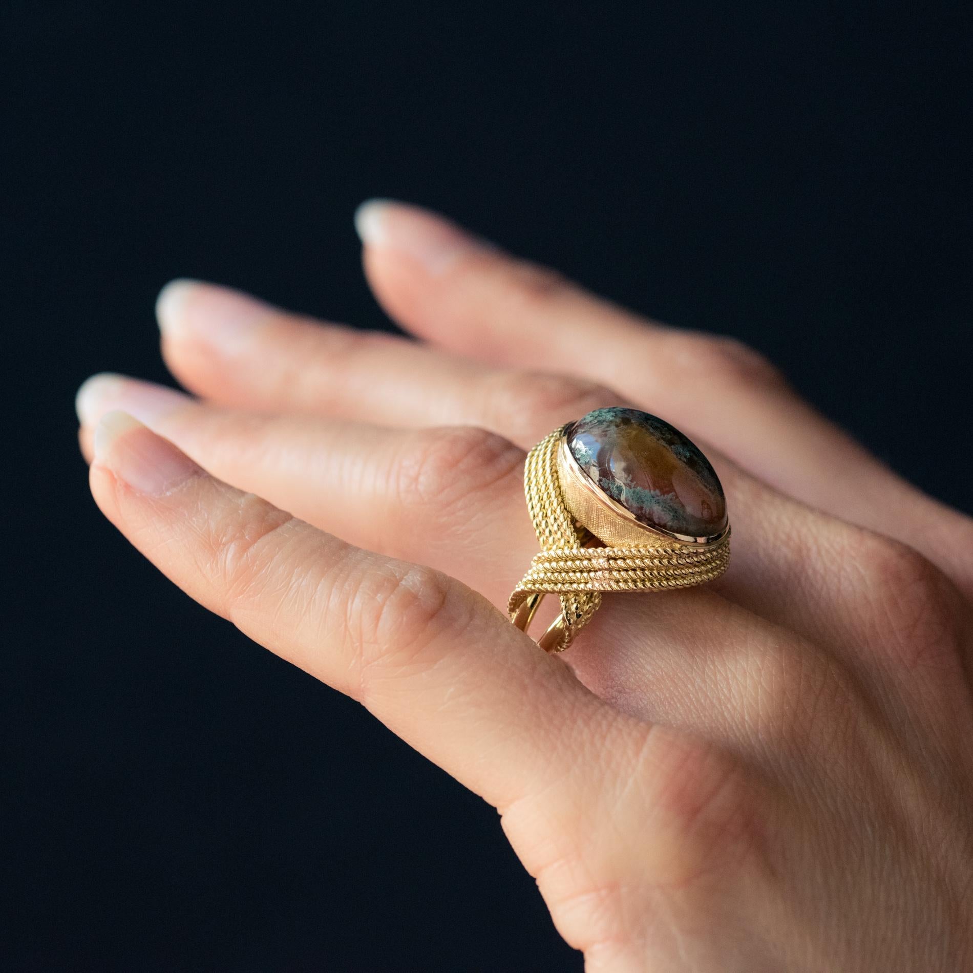 Oval Cut 1960s Moss Agate 18 Karat Yellow Gold Thread Ring