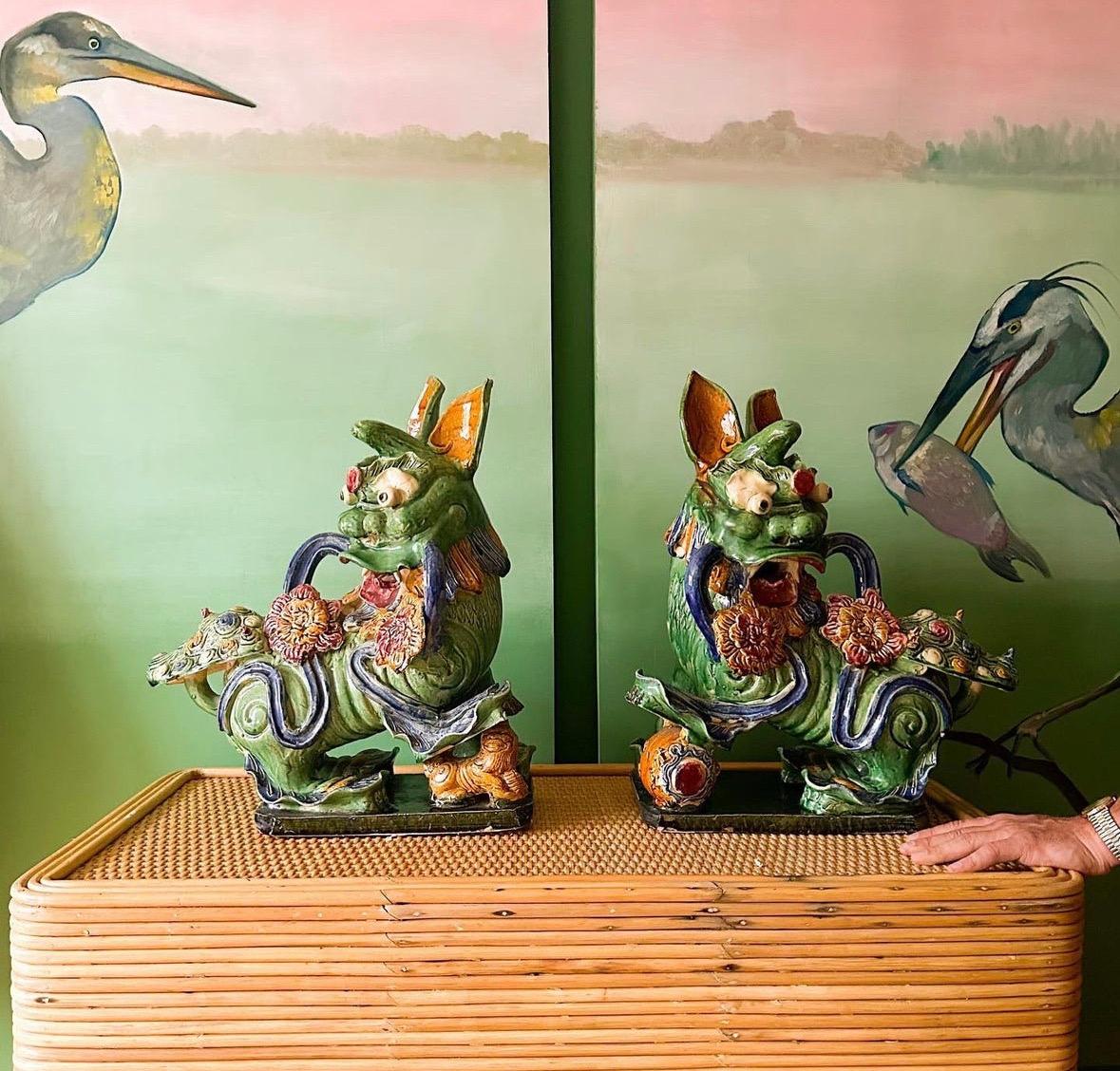 Mid-20th Century 1960s Mother Guardian Foo Dog Pair For Sale