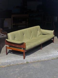 1960s MP-13 Sofa by Percival Lafer in green leather and Brazilian rosewood