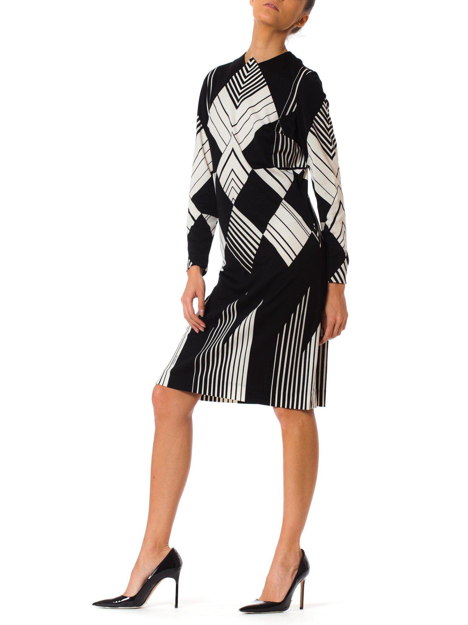 1960S MR DINO Style Black & White Polyester Jersey Op-Art Mod Geometric Long Sleeve Dress