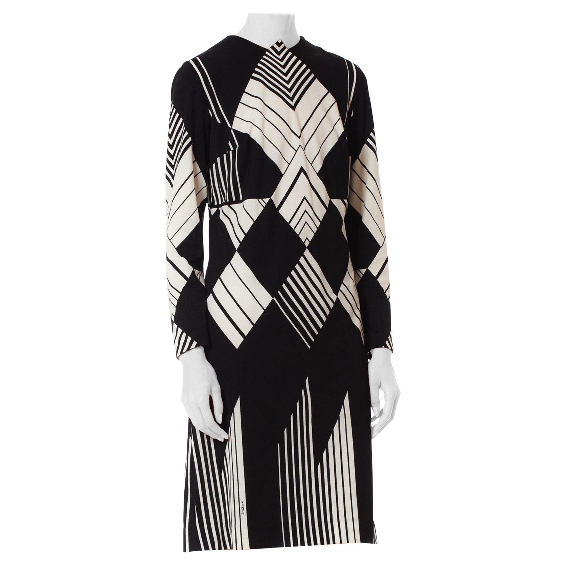 1960S MR DINO Style Black & White Polyester Jersey Op-Art Mod Geometric Long Sl For Sale