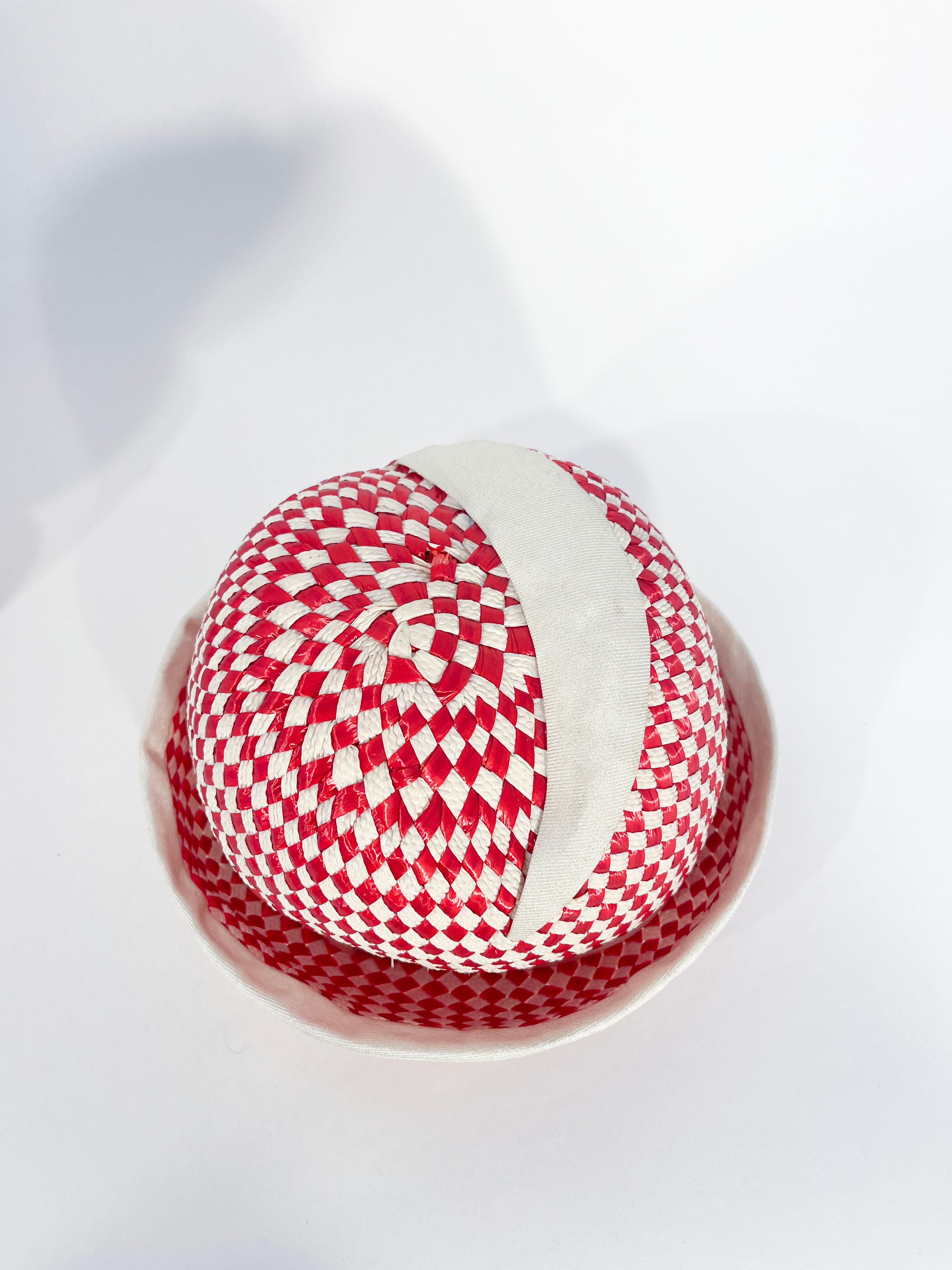 1960s Mr. John Red and White Raffia Hat In Good Condition In San Francisco, CA
