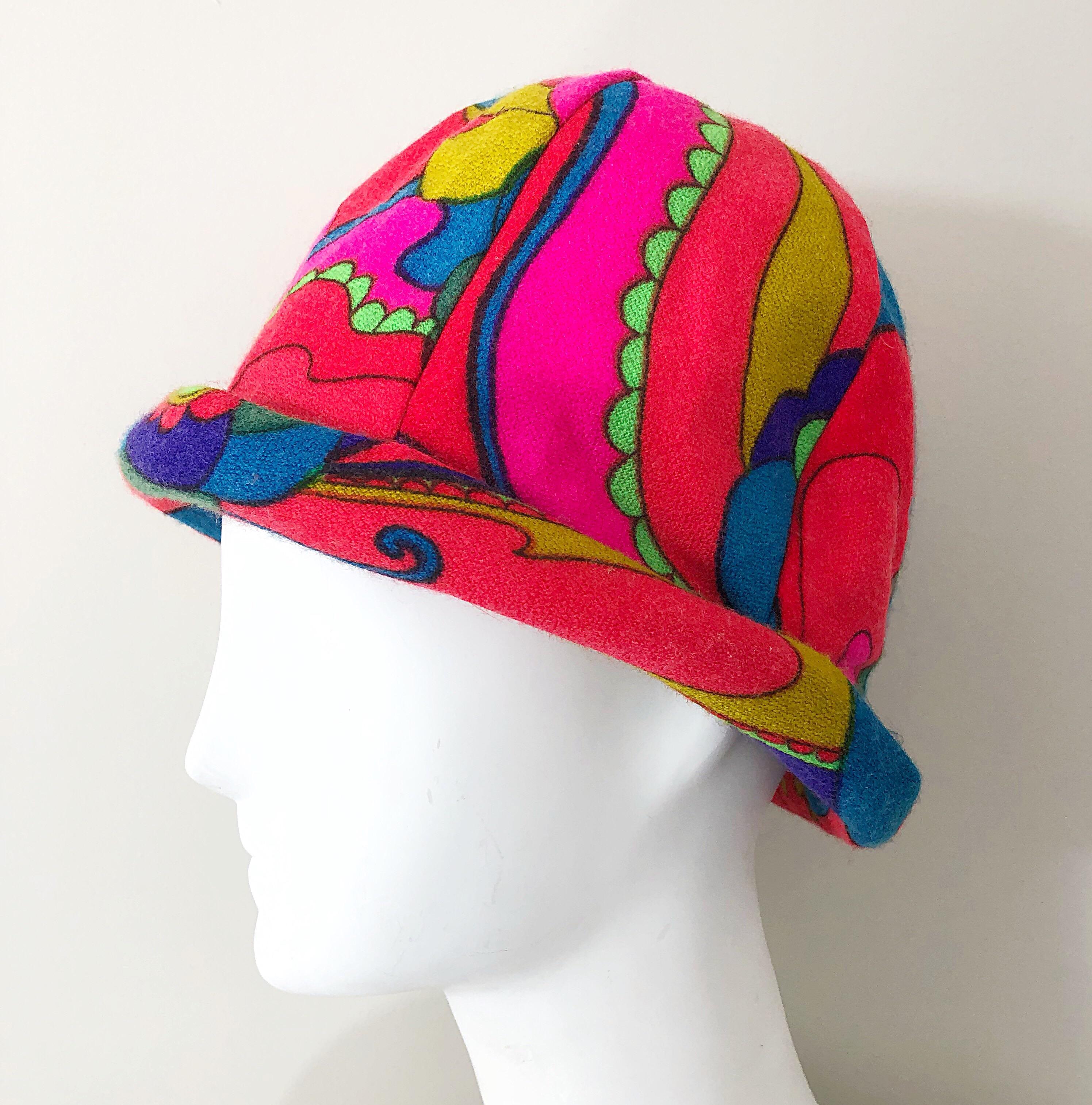 Women's 1960s Mr. Martin Retro Bright Mod Psychedelic Vintage 60s Wool Cloche Hat 