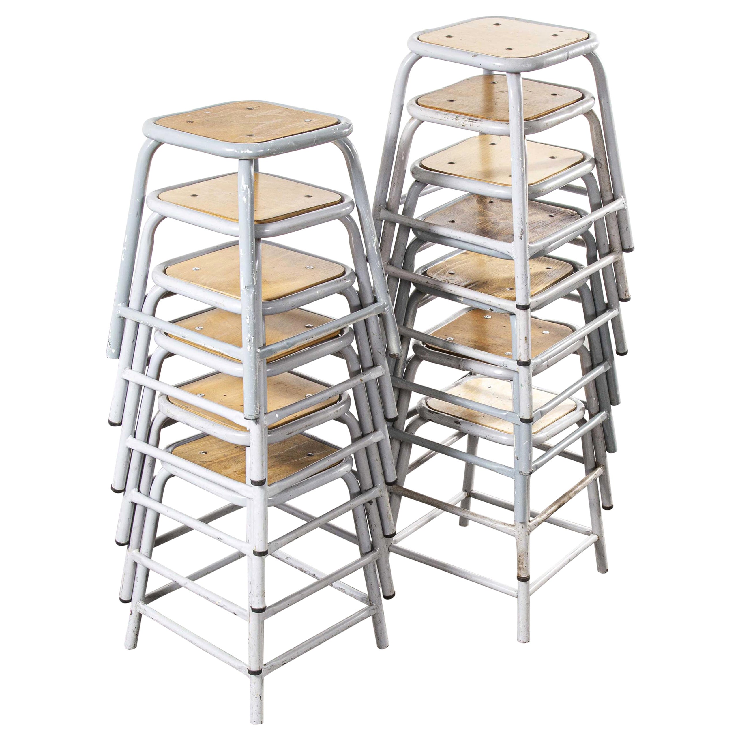 Tabouret bas empilable Mullca des années 1960, gris, différentes quantités disponibles en vente