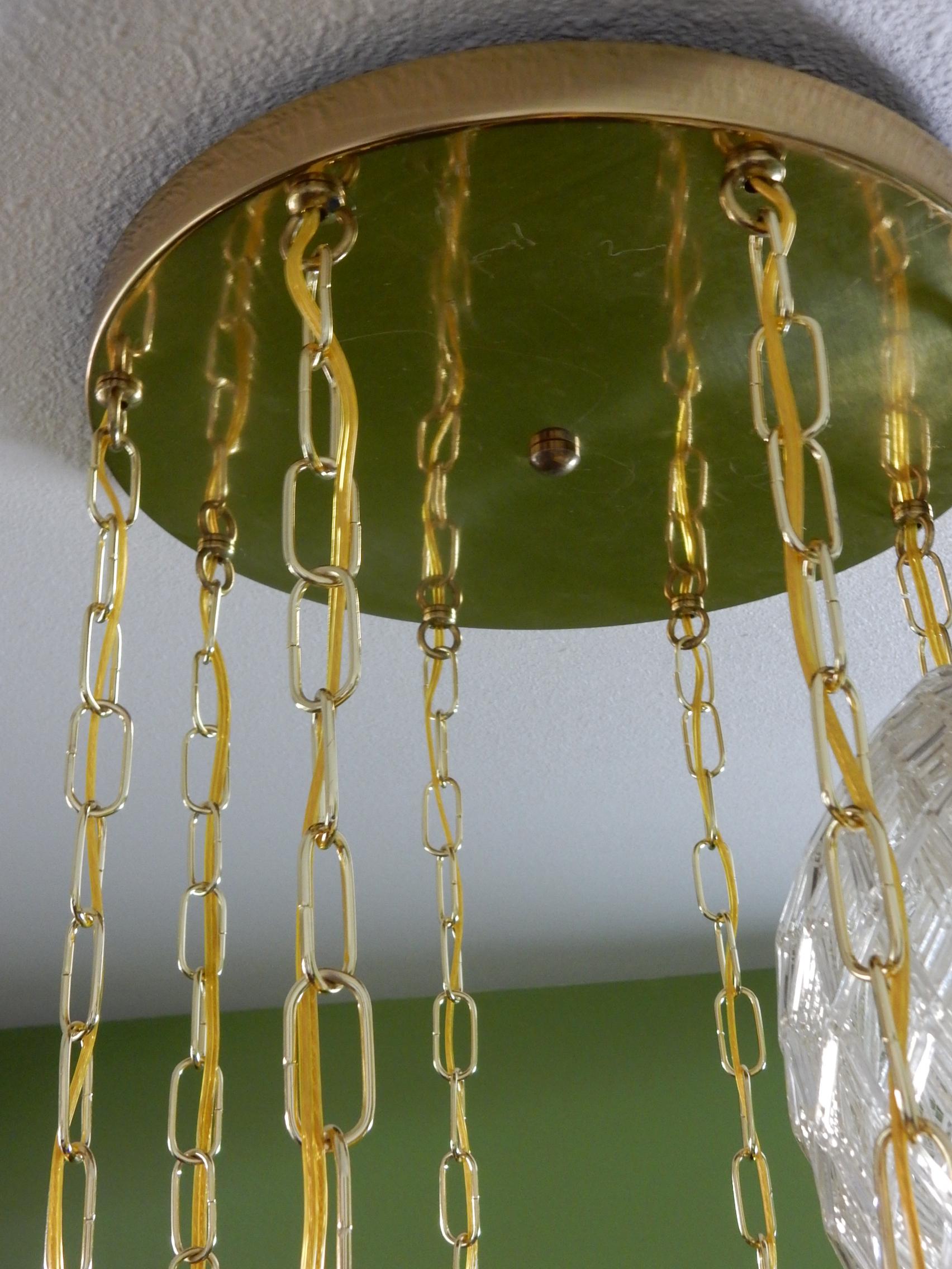 Lucite 1960's Mid Century Modern Cascading 8 Color Pendant Chandelier For Sale