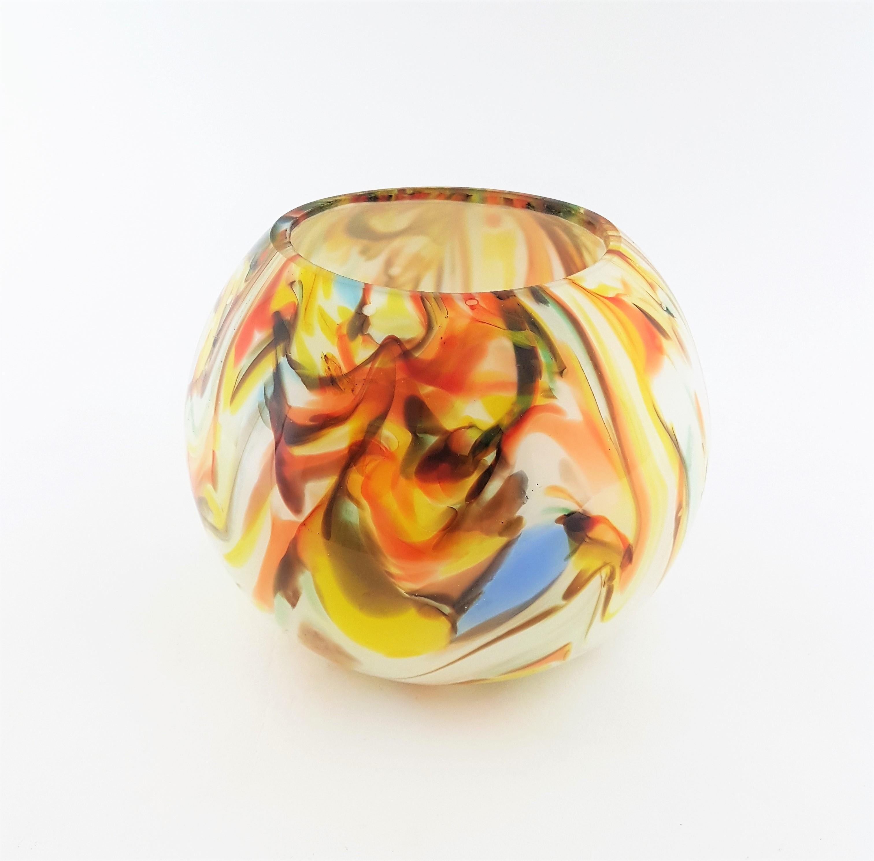 1960s Multi-Color Latticino Murano Glass Globe Vase In Excellent Condition In Barcelona, ES