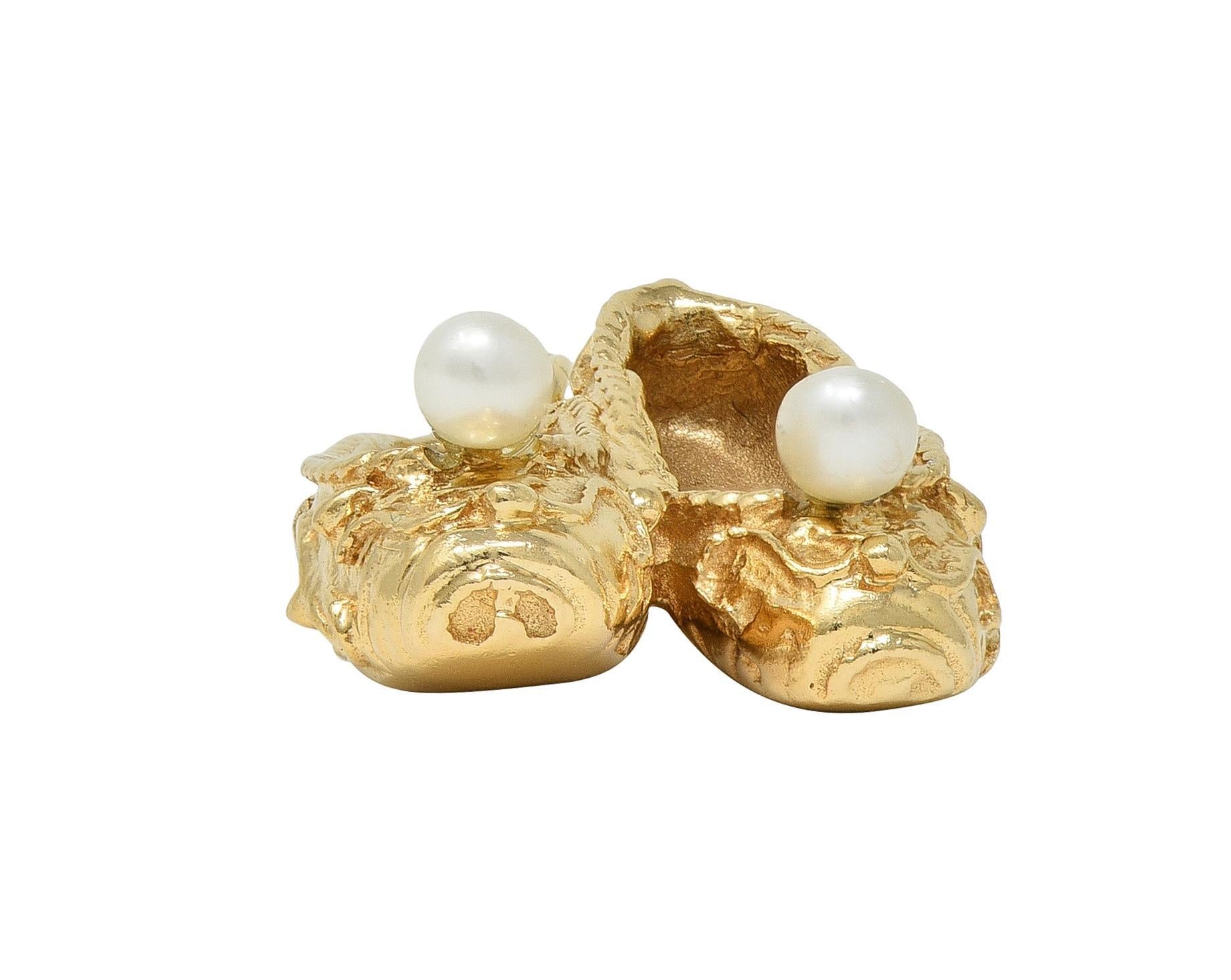 1960's Multi-Gem 14 Karat Yellow Gold Vintage Slipper Pendant Charm For Sale 2