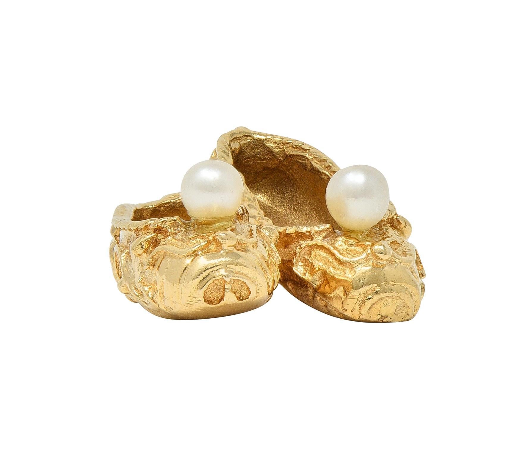 1960's Multi-Gem 14 Karat Yellow Gold Vintage Slipper Pendant Charm For Sale 3