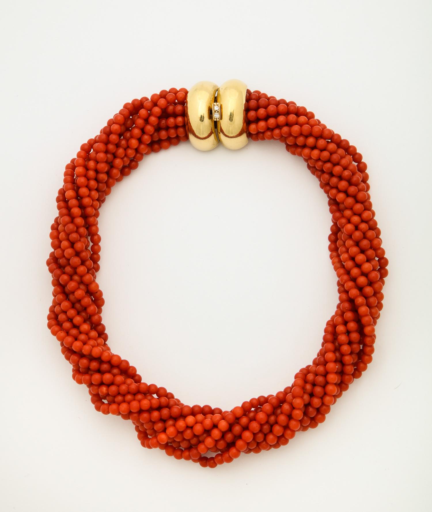1960s Multi-Strand Coral and Gold and Diamond Torsade Choker Necklace In Good Condition In New York, NY