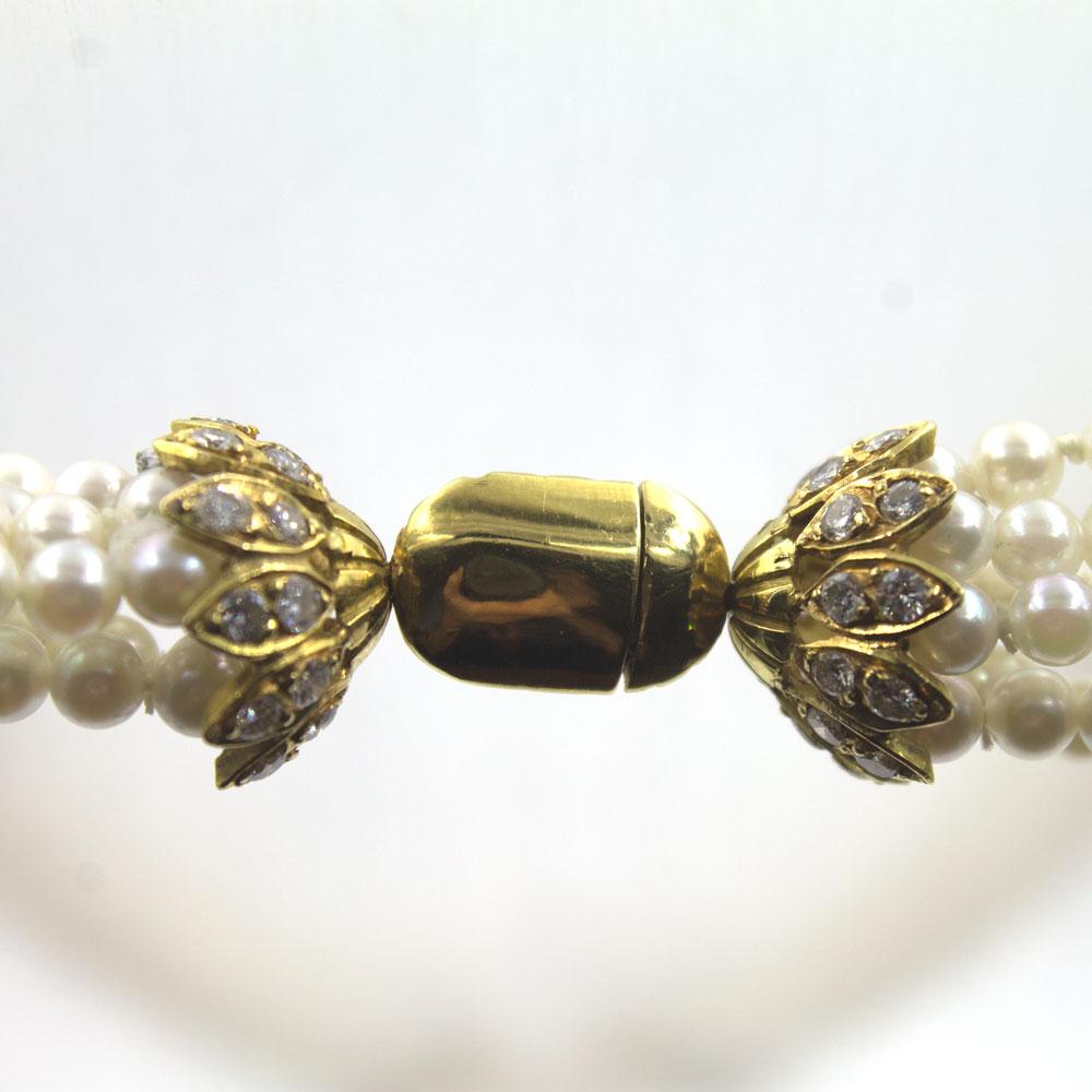 1960s Multi-Strand Pearl Diamond 18 Karat Yellow Gold Tassel Necklace In Excellent Condition In Boca Raton, FL