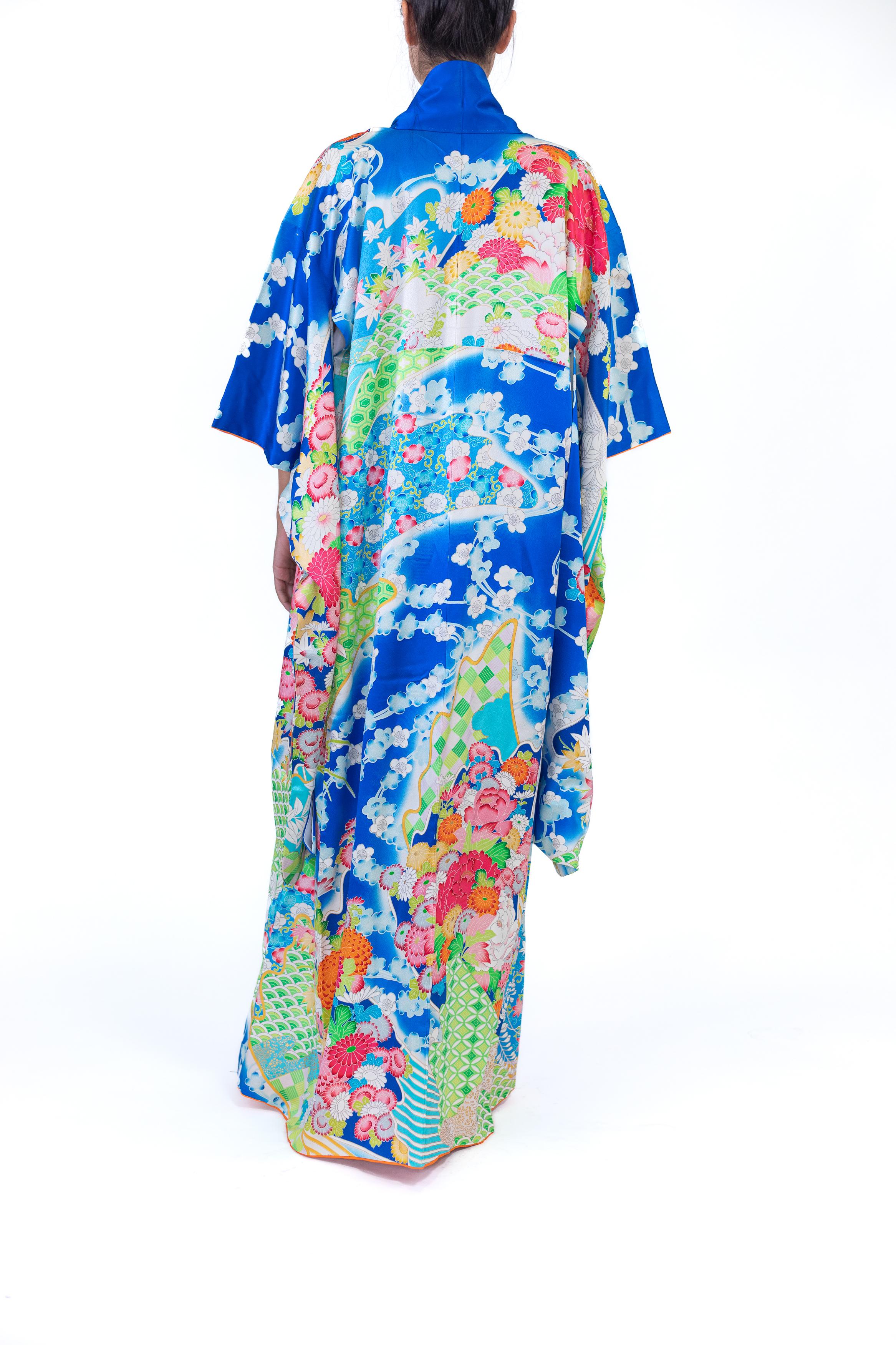 1960S Multicolor & Blue Silk Satin Hand-Printed Embroidered Kimono For Sale 2