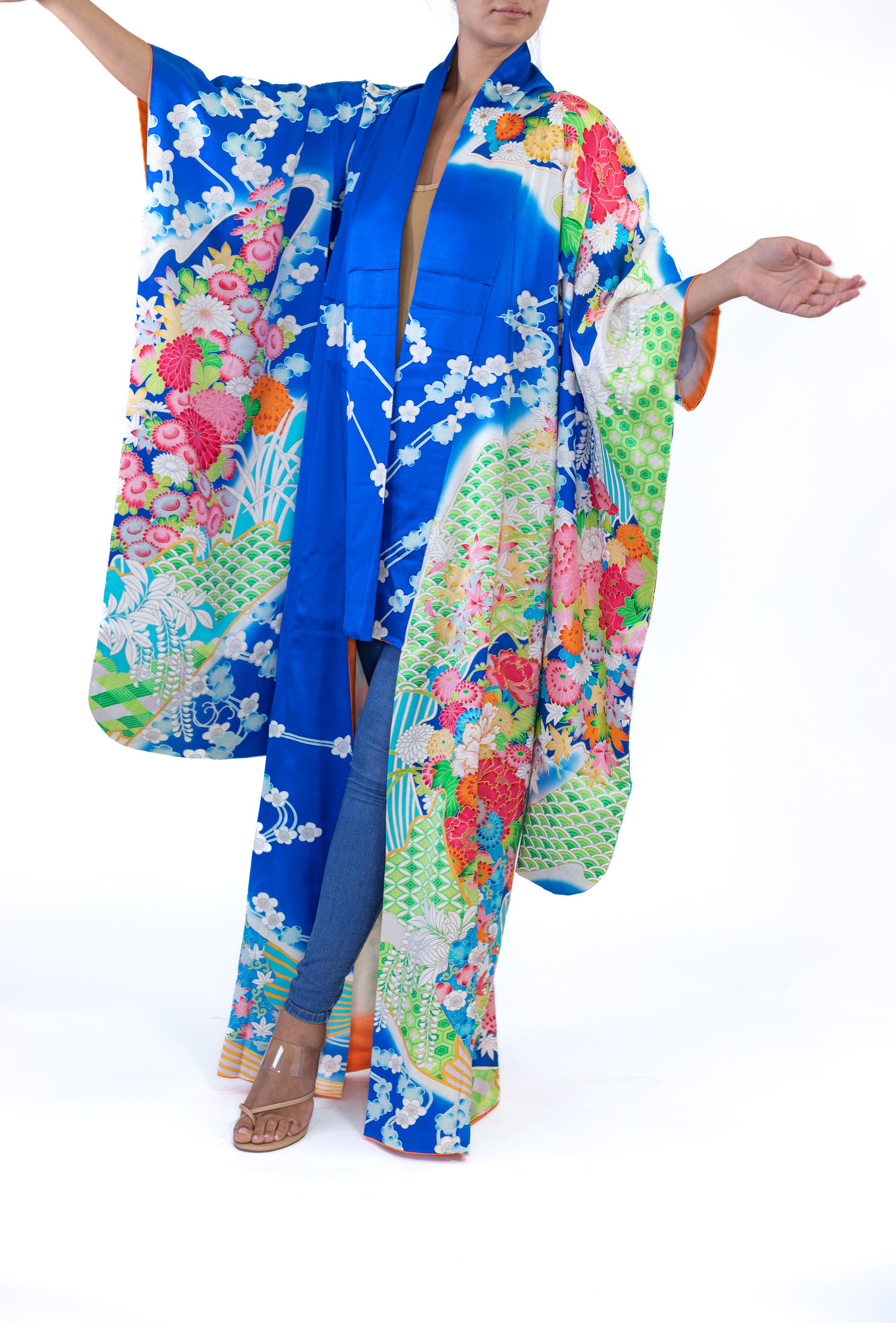 1960S Multicolor & Blue Silk Satin Hand-Printed Embroidered Kimono For Sale 4