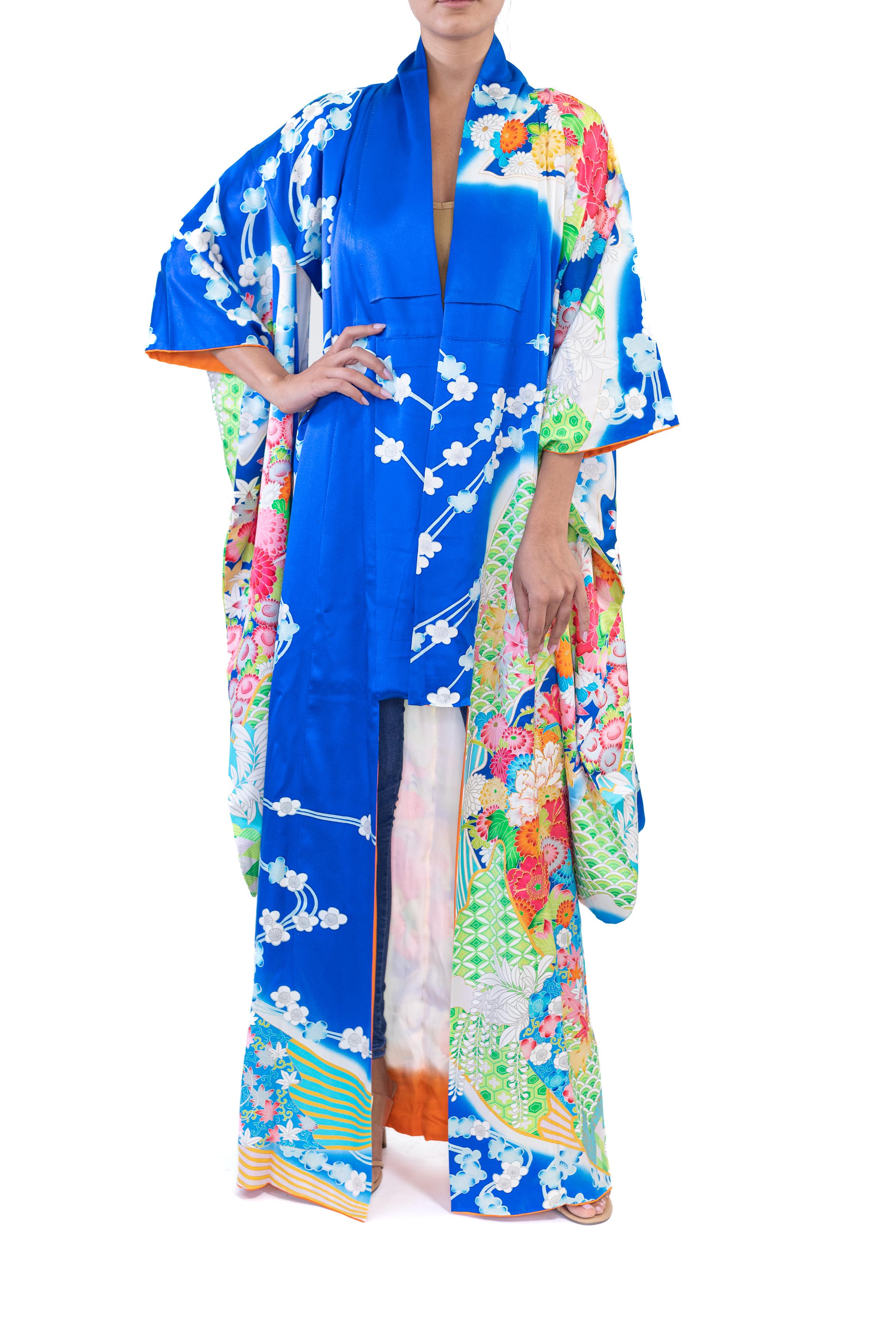 1960S Multicolor & Blue Silk Satin Hand-Printed Embroidered Kimono For Sale 5