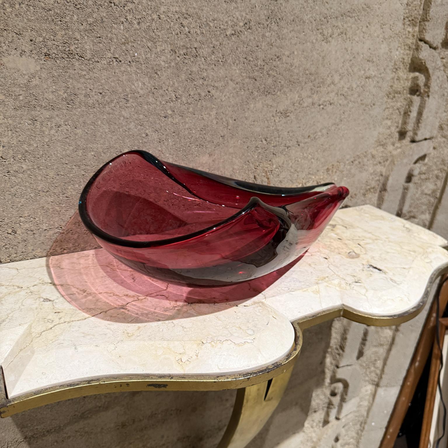 Mid-Century Modern 1960s Murano Art Glass Sommerso Purple Bowl Italy For Sale