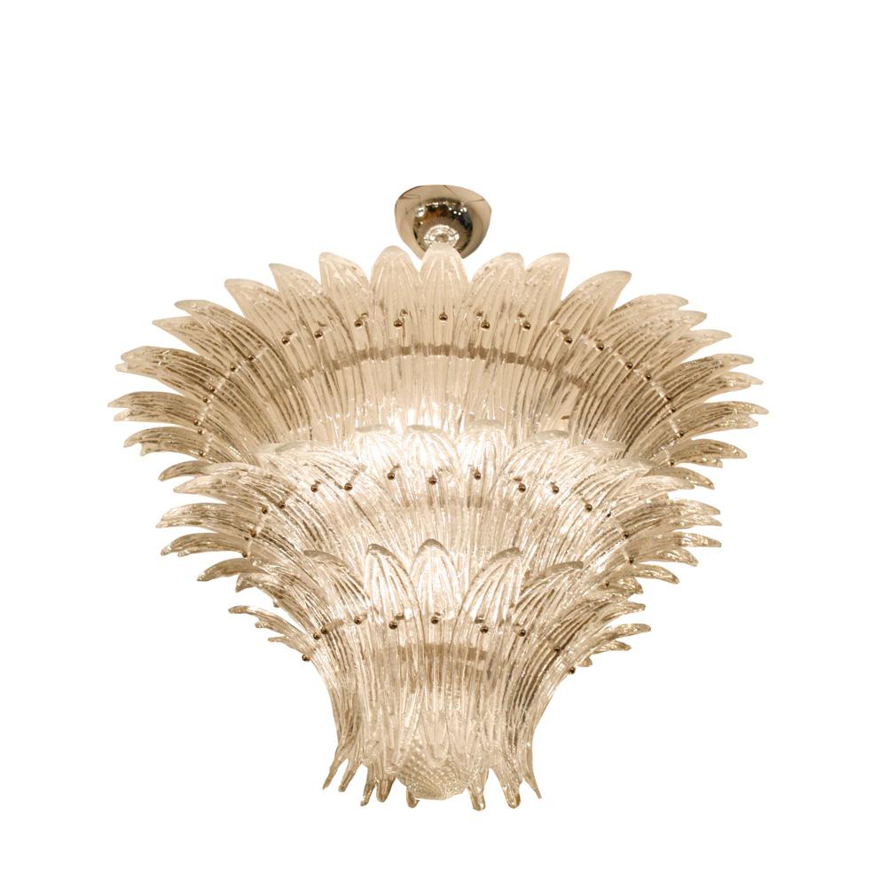 A 1980s outstanding modern Classic ceiling light. Italian design in the style of Barovier and Toso Murano, Venice clear blown glass components shaped as 