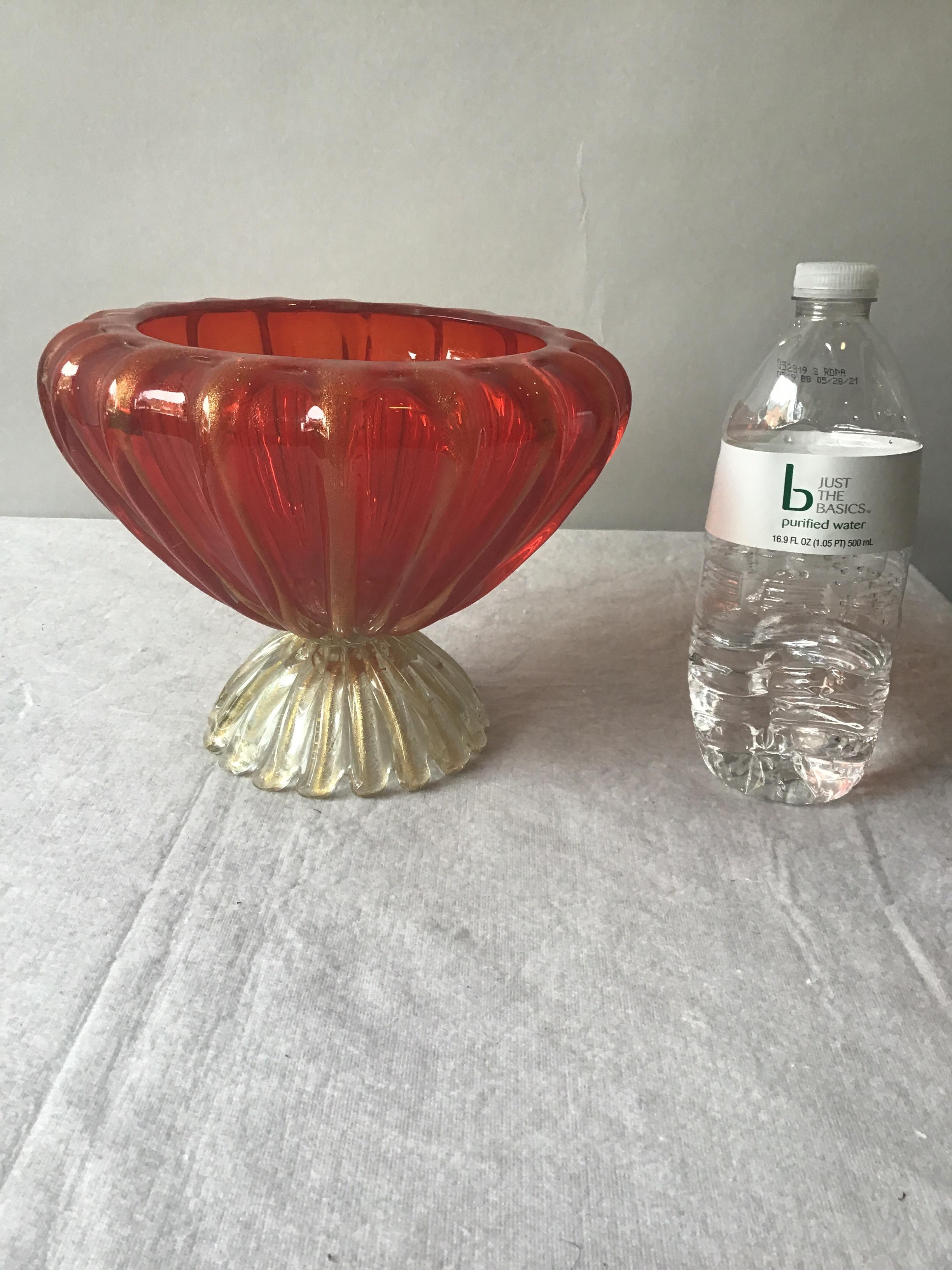 1960s Murano Glass Red Bowl On Pedestal In Good Condition In Tarrytown, NY