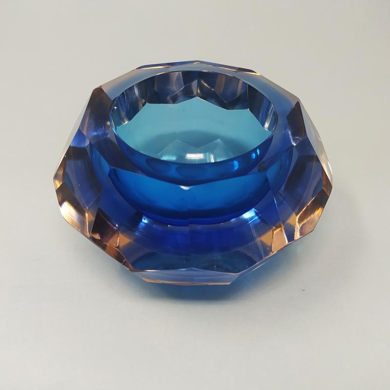 Mid-Century Modern 1960s Murano Large  Blue Bowl or Catchall Designed by Flavio Poli For Sale