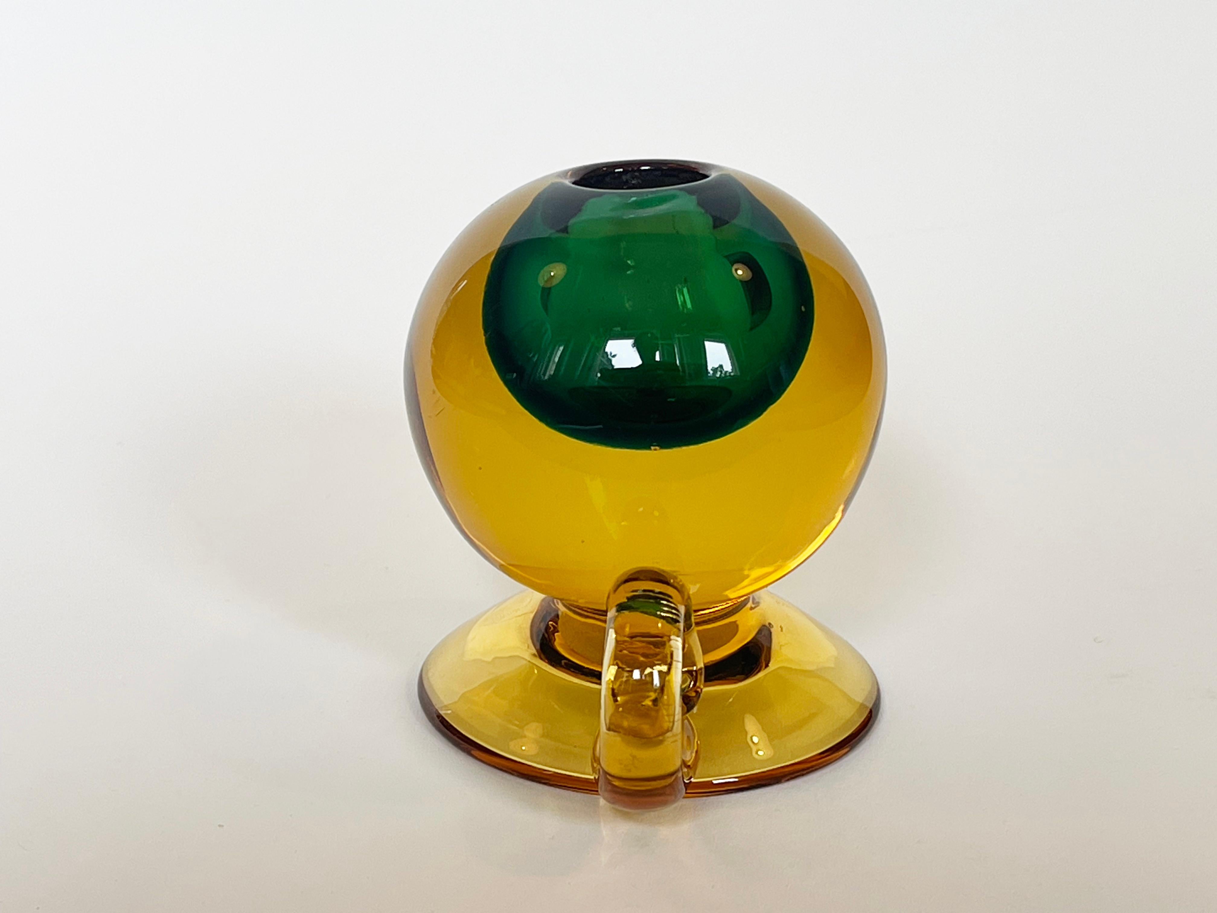 1960s Murano Sommerso Candlestick Vetreria Cenedese Amber & Green, Italy In Good Condition For Sale In Andernach, DE