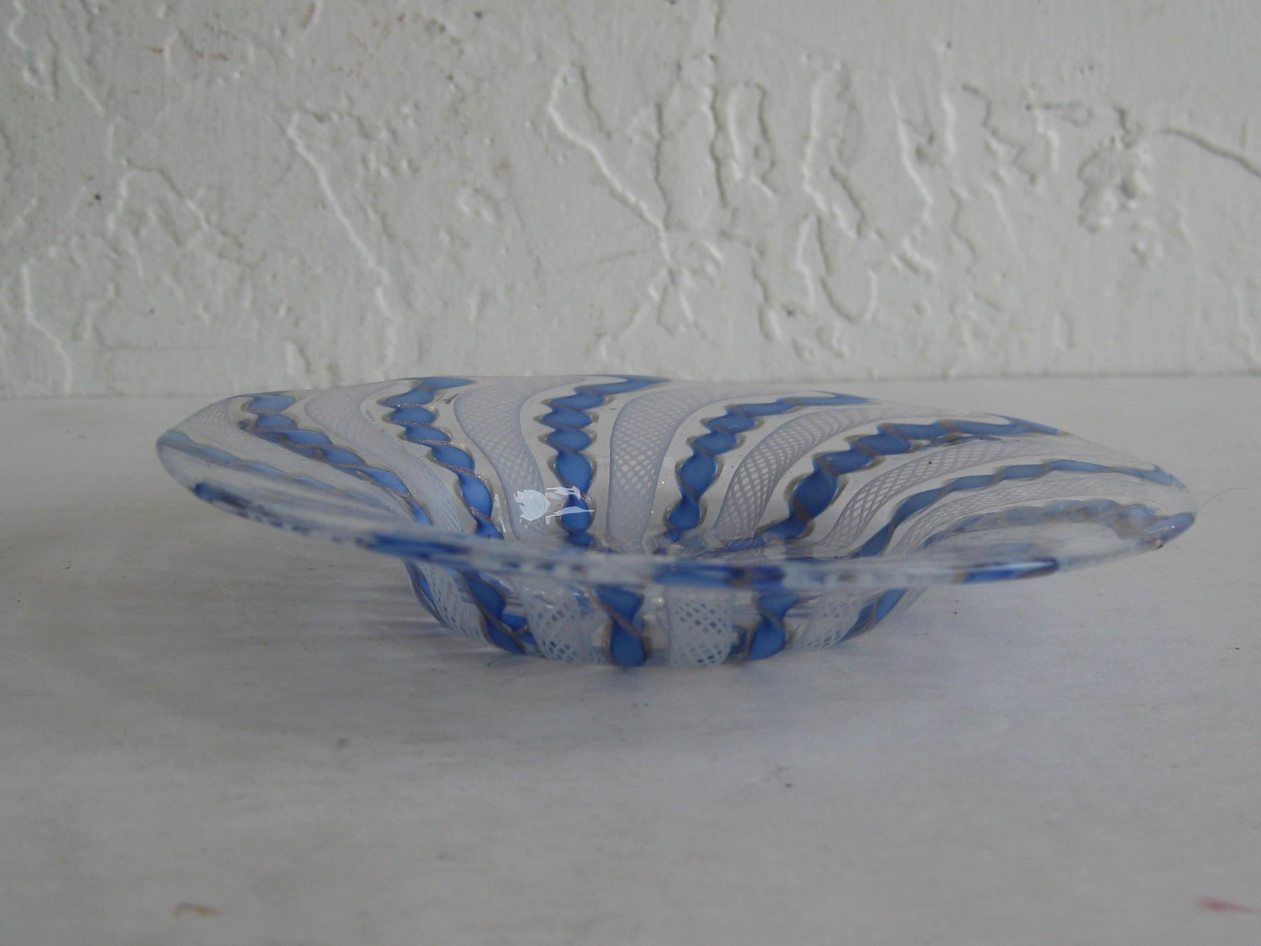 20th Century 1960s Murano Venetian Art Glass Ribbon Latticino Candy Dish Bowl with Gold Flex