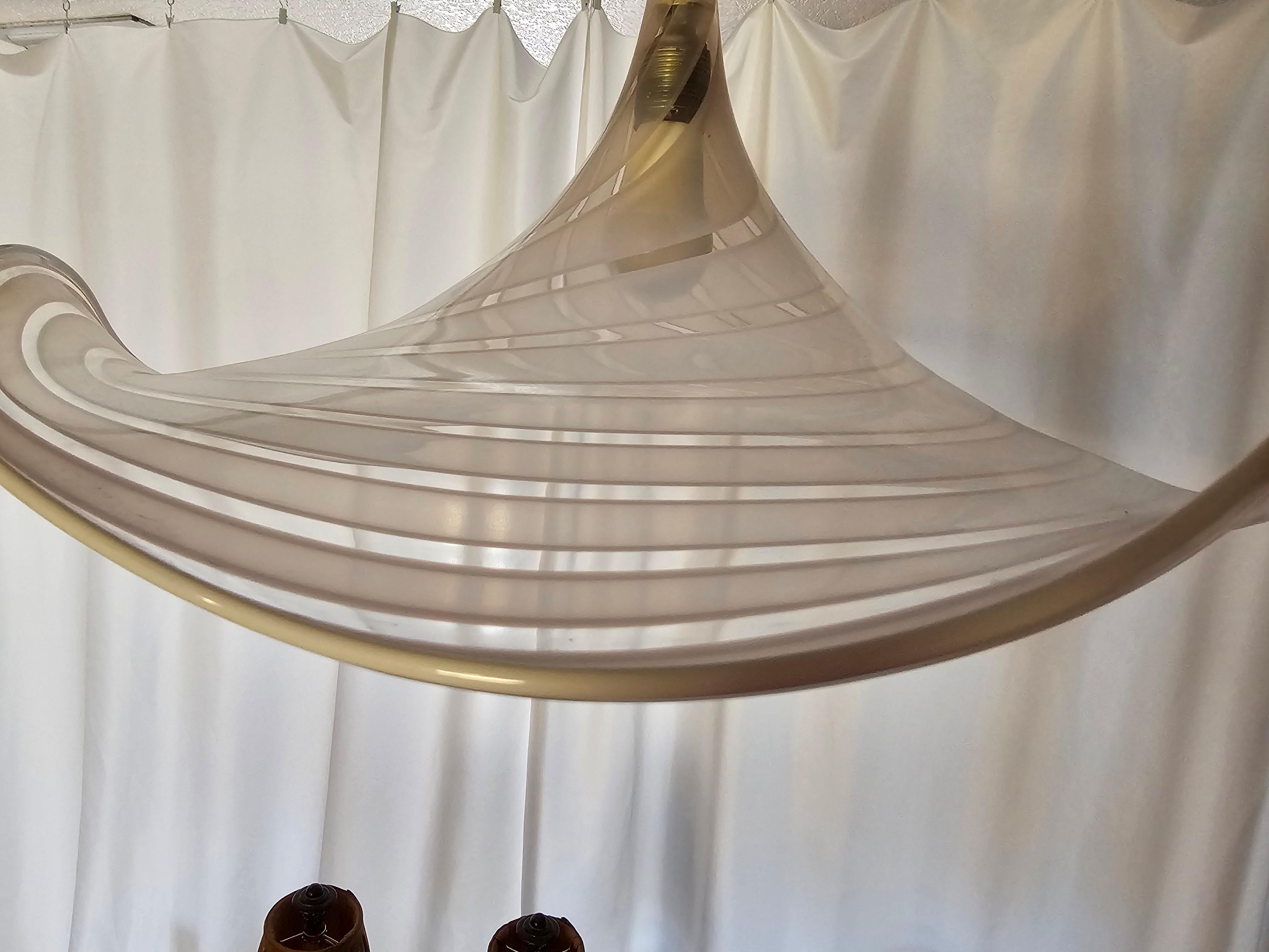 Ciondolo a spirale rosa chiaro di Murano del 1960 da 26 pollici in vendita 9