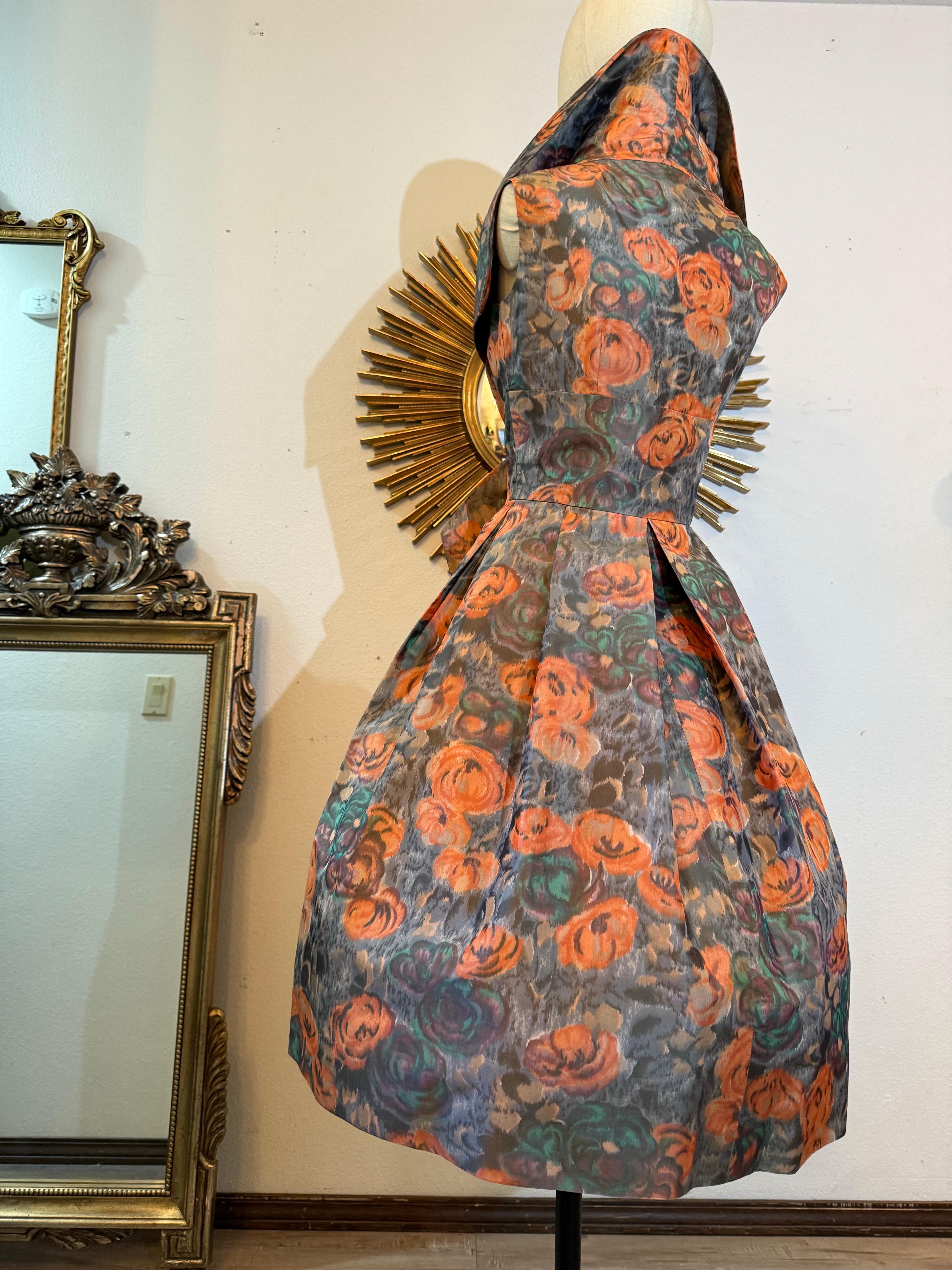 1960s Nathan Strong Silk Taffeta Moire Floral Cocktail Dress w Picture Collar en vente 11
