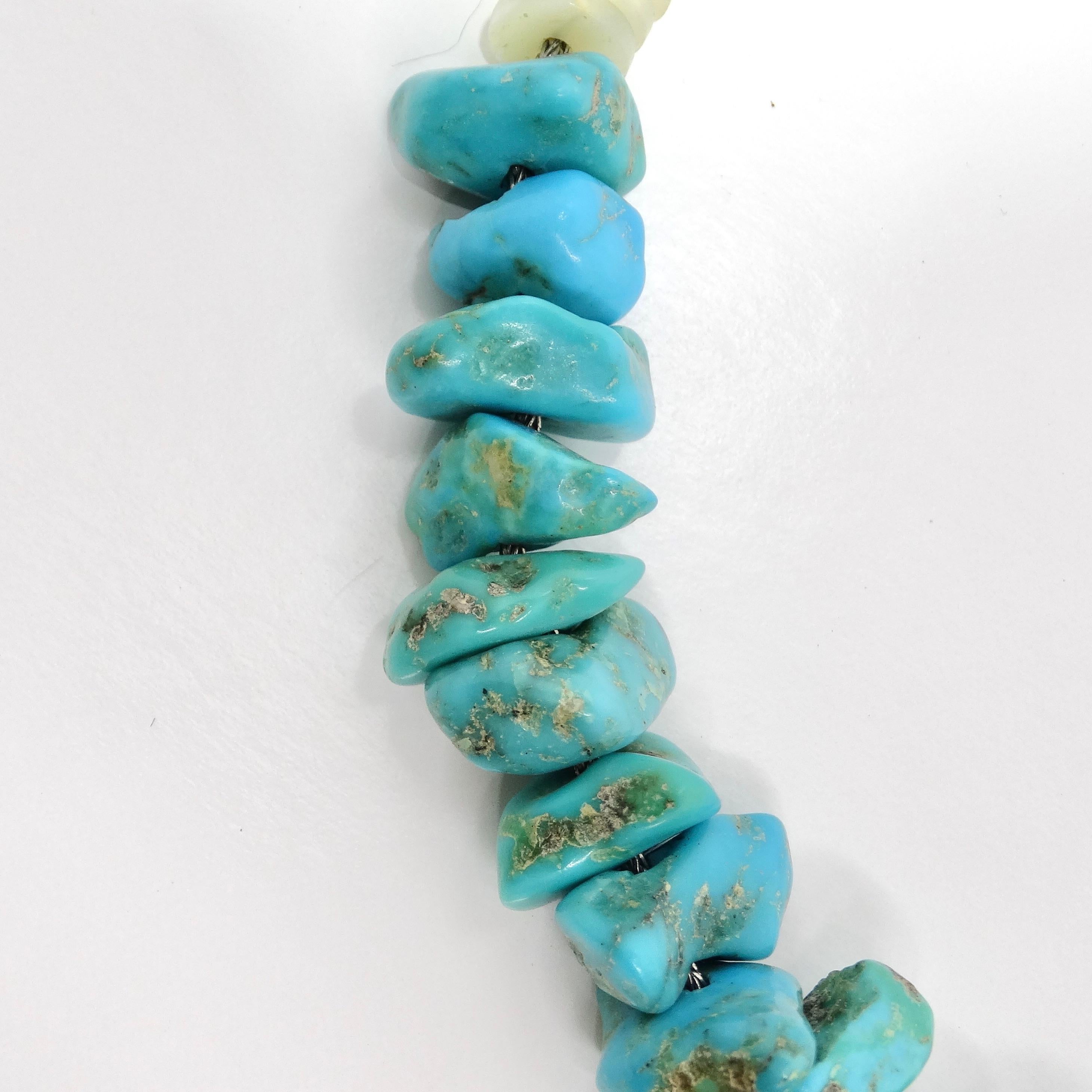 Non taillé Collier de perles en turquoise et coquillages Navajo des années 1960 en vente