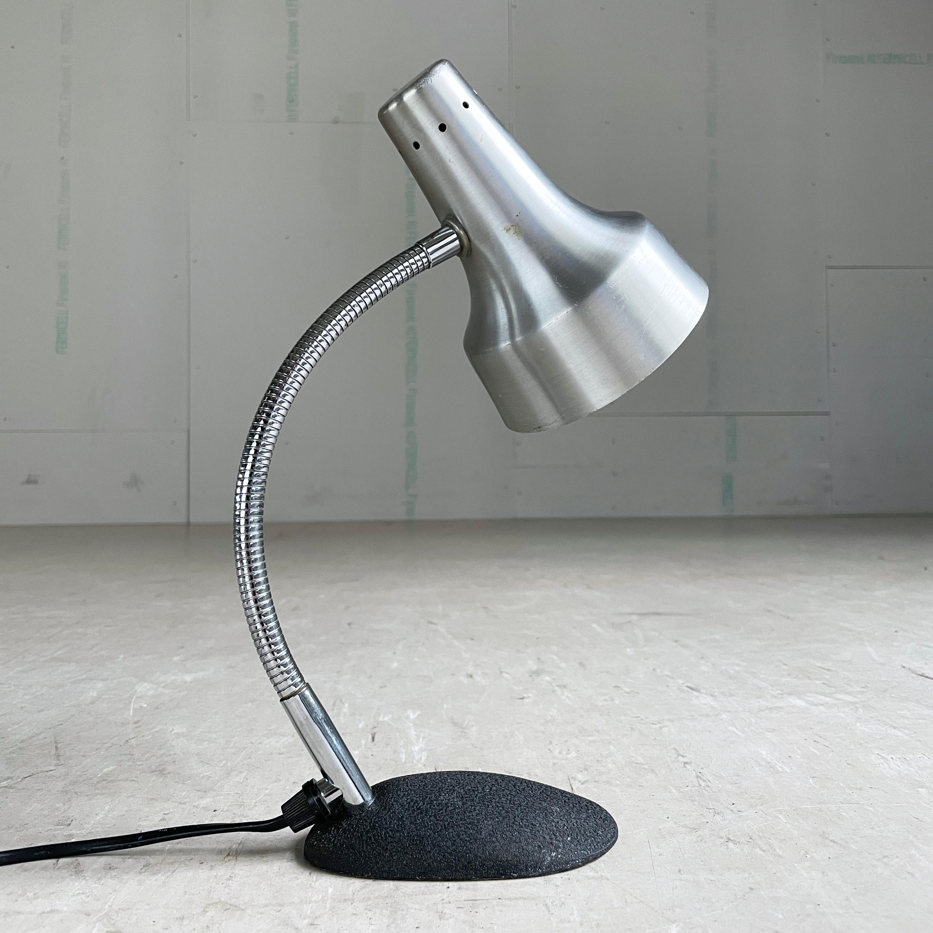 1960er NB3 Schreibtisch-/Tischlampe von Neweba, Schweiz im Zustand „Gut“ im Angebot in Bern, CH