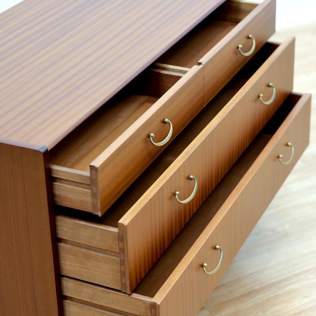 1960s Nachttisch Kommode von Nathan Furniture im Zustand „Gut“ im Angebot in Los Angeles, CA