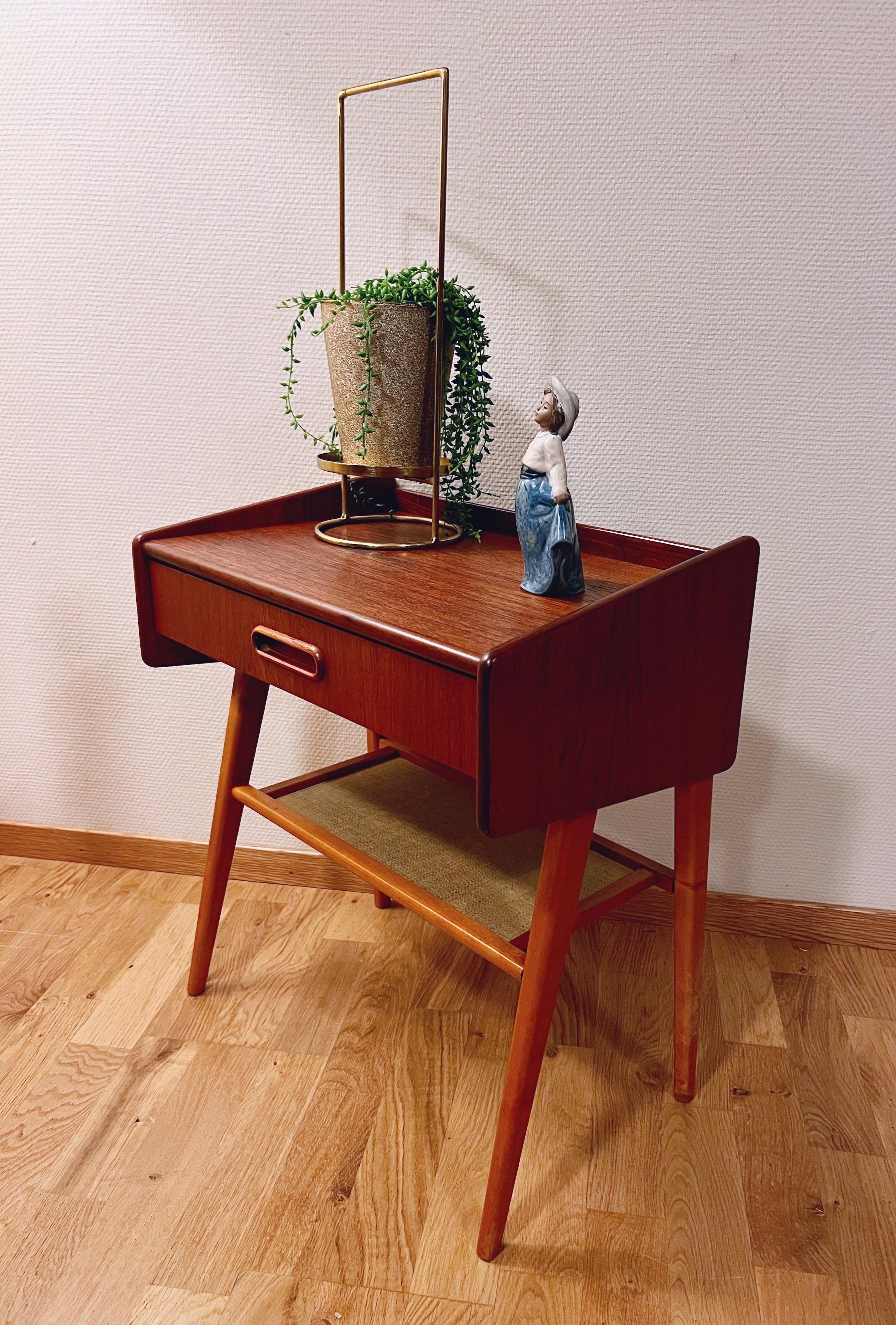 No.2 of 2 Danish/Nordic Teak Night Stand with woven rattan under shelf,  1960s In Good Condition For Sale In Skien, NO