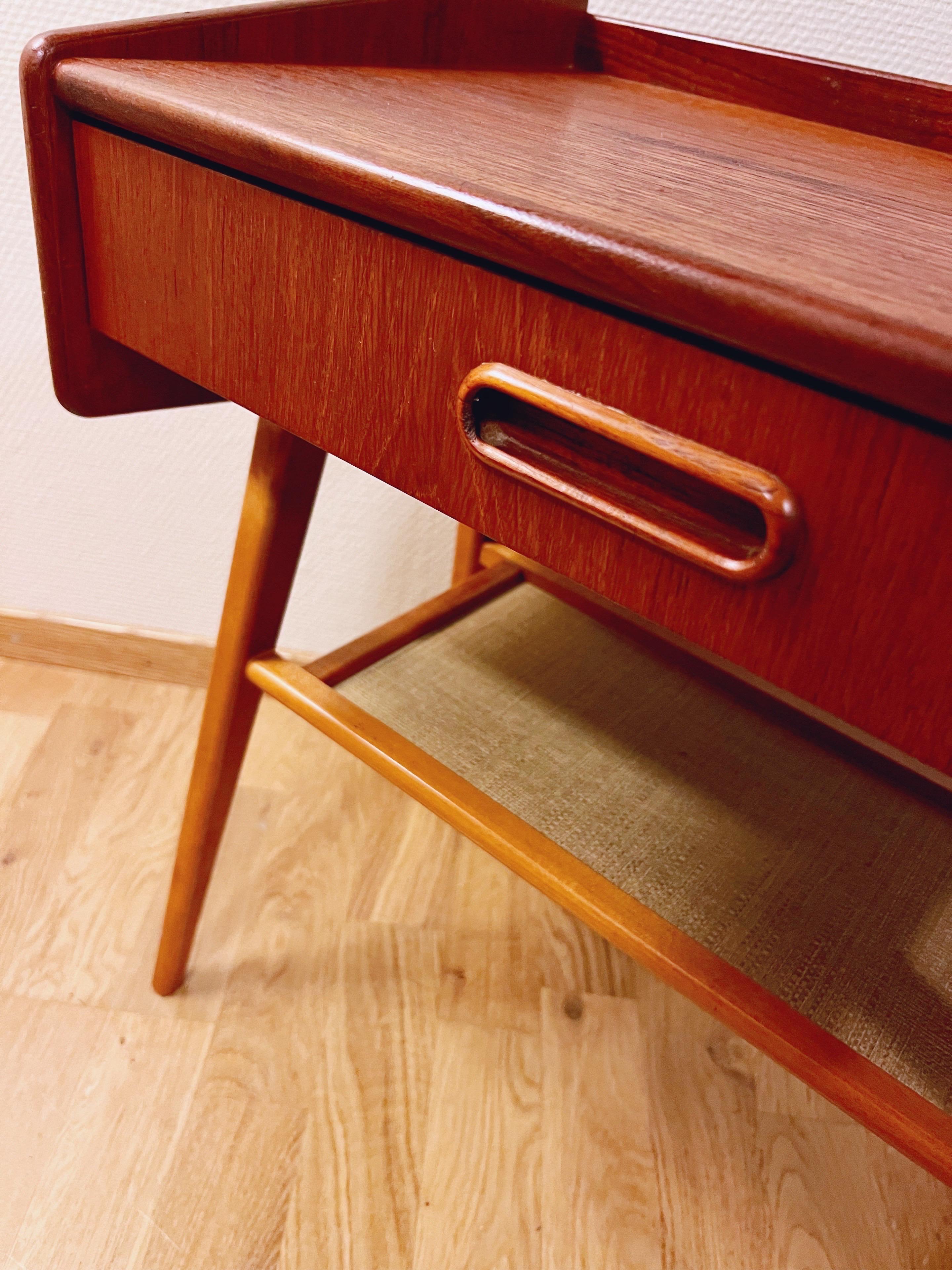No.2 of 2 Danish/Nordic Teak Night Stand with woven rattan under shelf,  1960s For Sale 3