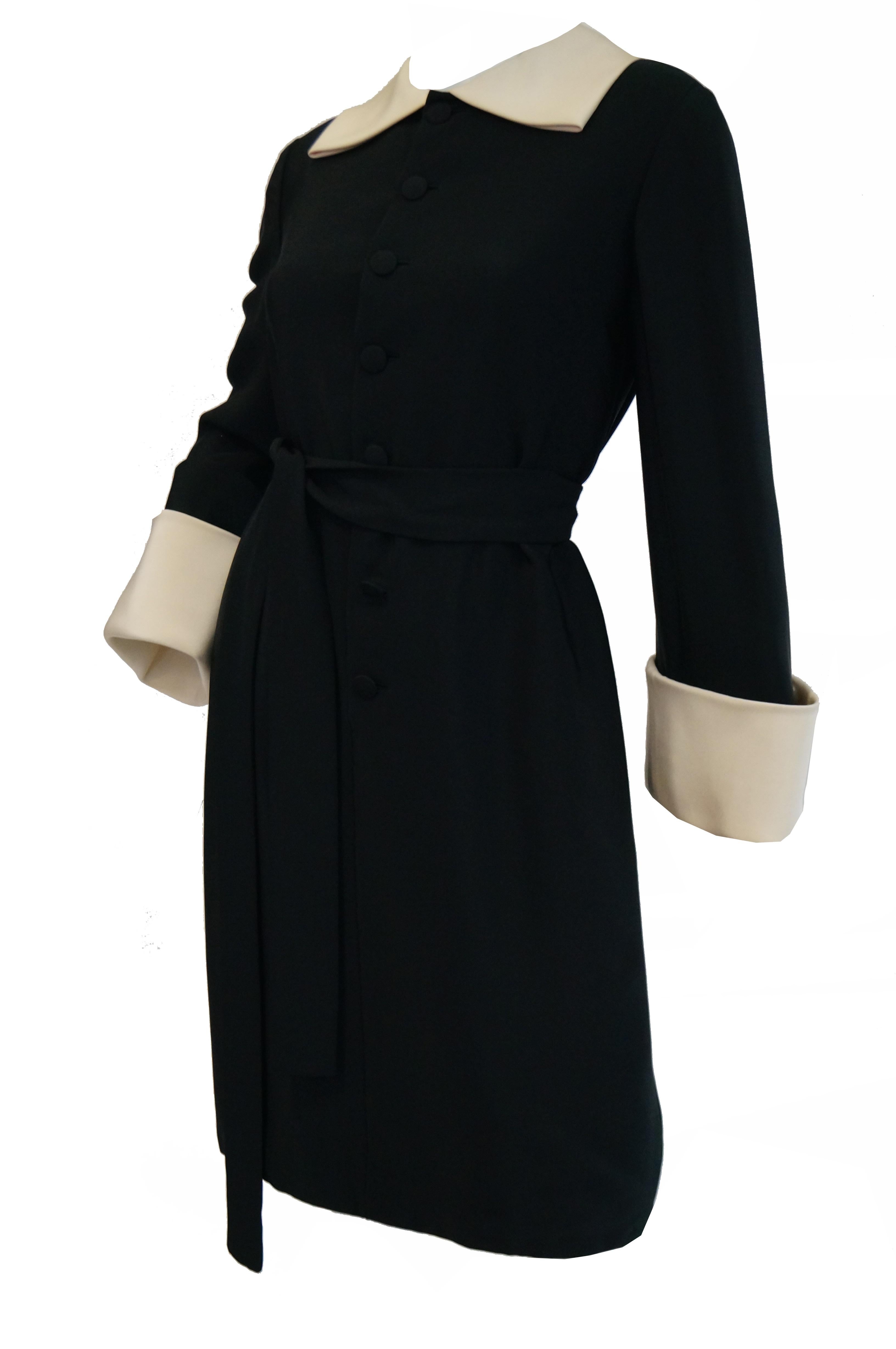 1960s Norman Norell Black and Cream Contrast Silk Shift Dress 3