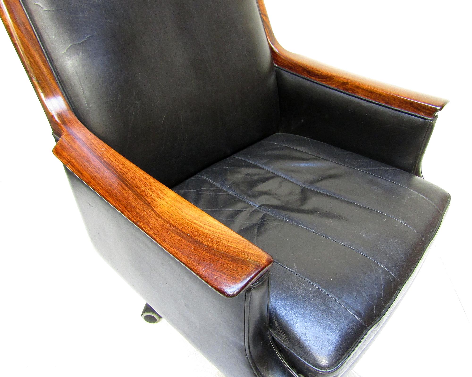 1960s Minerva Executive Swivel Chair in Leather & Rosewood by Torbjorn Afdal For Sale 3