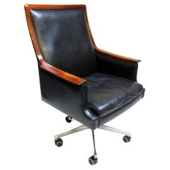 1960s Minerva Executive Swivel Chair in Leather & Rosewood by Torbjorn Afdal