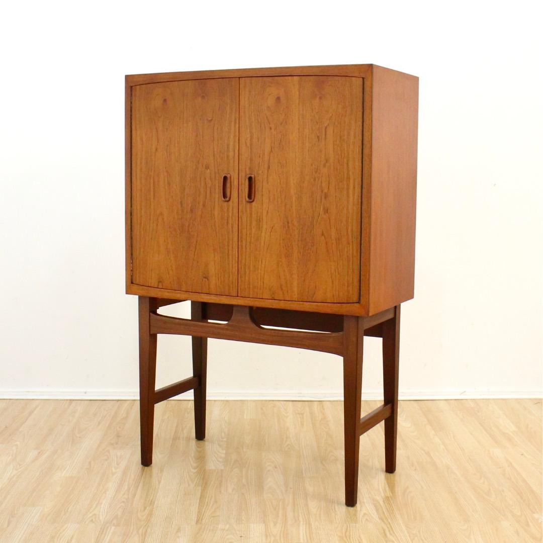 Licorera noruega de teca de los años 60, por Torbjørn Afdal en venta 5