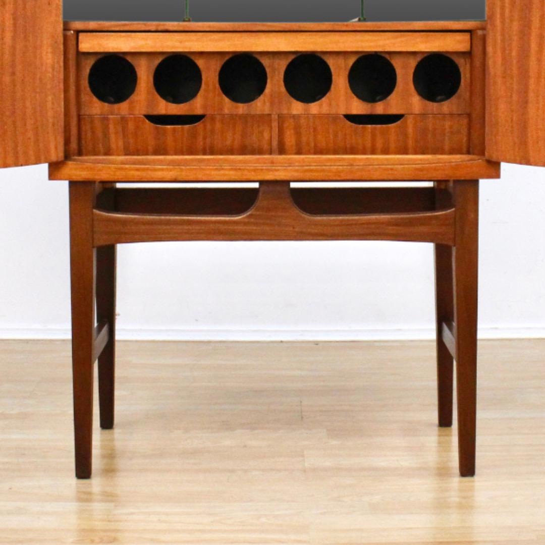 Licorera noruega de teca de los años 60, por Torbjørn Afdal Moderno de mediados de siglo en venta