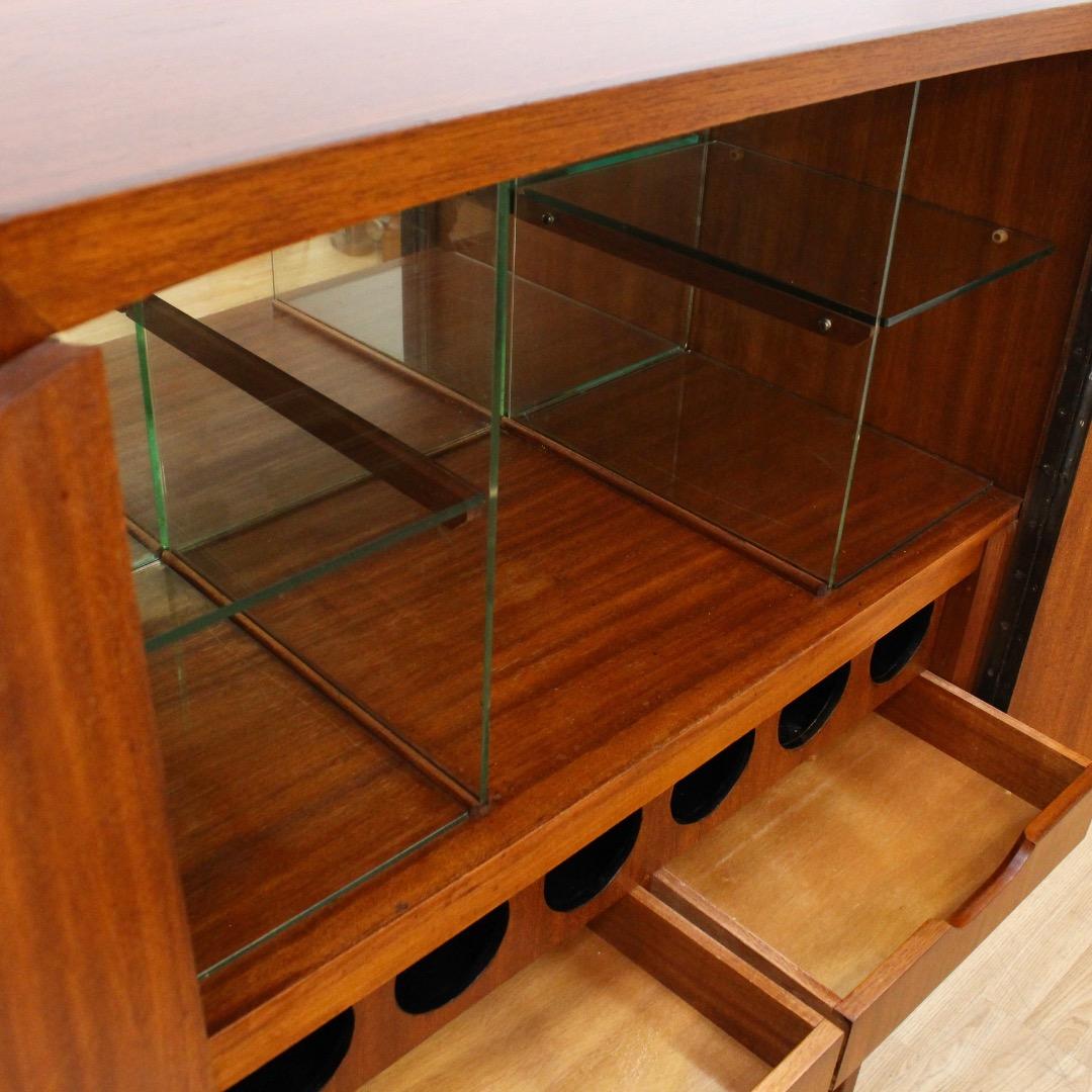 Licorera noruega de teca de los años 60, por Torbjørn Afdal mediados del siglo XX en venta