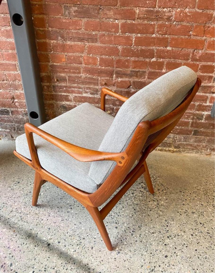 Mid-20th Century 1960s Norwegian Teak Lounge Chair Gerhard Berg