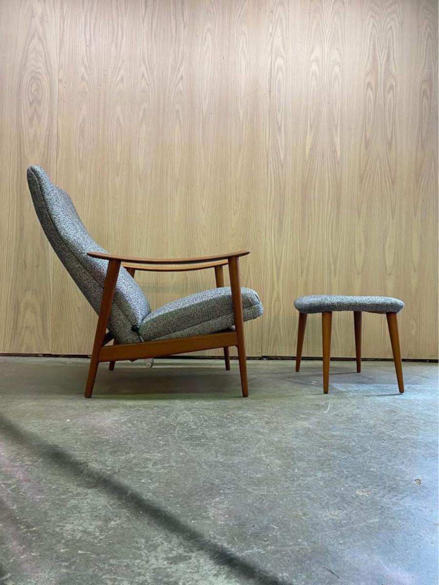 Thrilled to present this beautifully restored Norwegian reclining chair, now ready for a new home. It’s our first time featuring it in teak rather than Afromosia, and it even comes with the original label—a rare and special touch. With its timeless