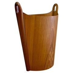 Panier en papier de déchets norvégien en teck des années 1960 par P.S. Heggen