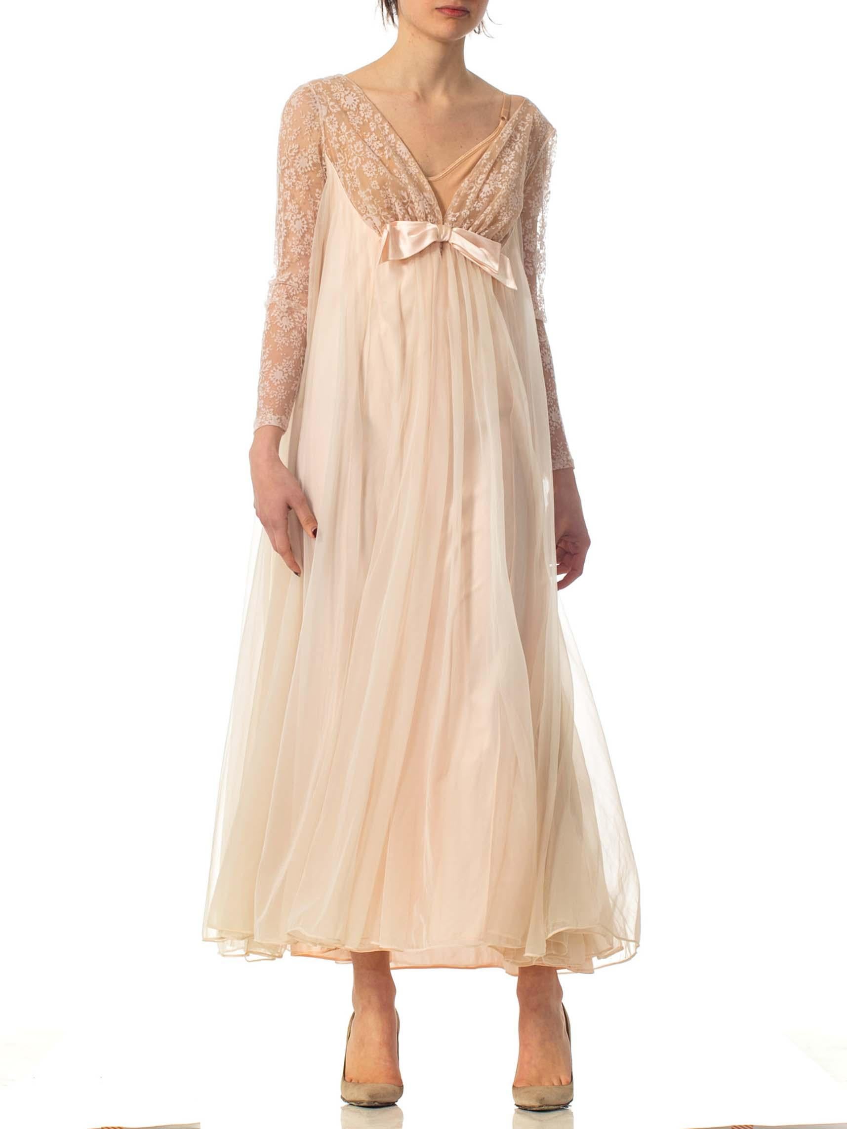 1960S Nude Nylon Chiffon Jersey Romantic Negligee House Dress With Sleeves In Excellent Condition For Sale In New York, NY