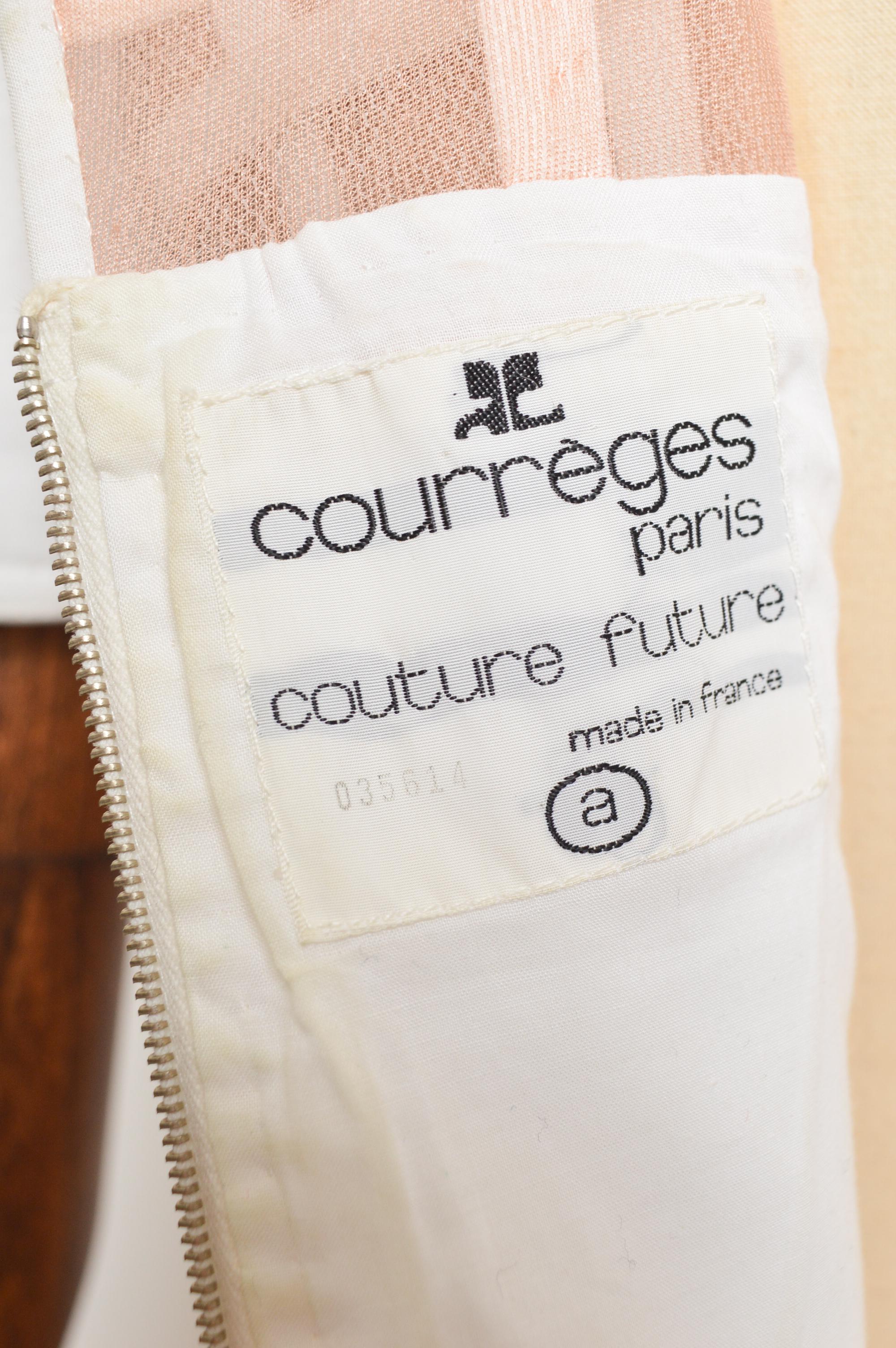 1960er Jahre Nummeriertes Andre COURRÈGES Vintage space age white mod mini dress im Angebot 8