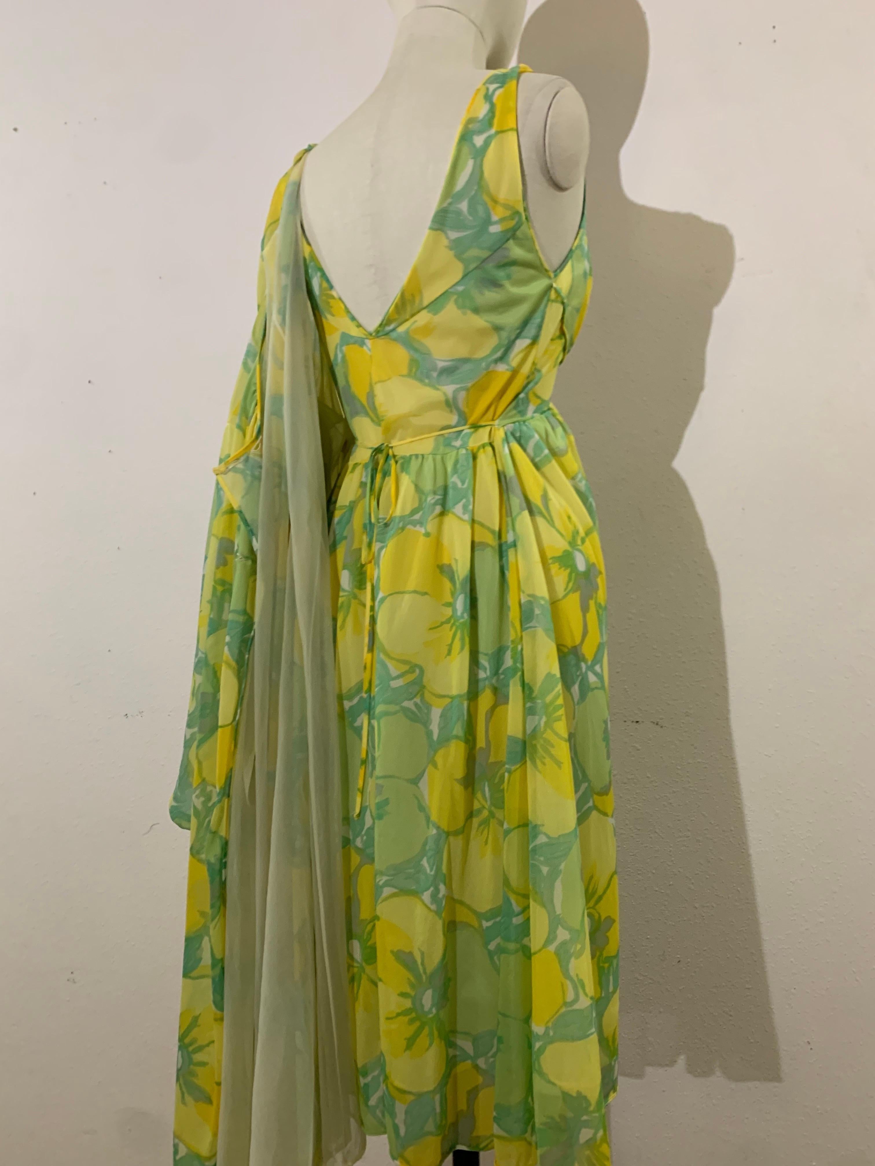 1960s Nylon Floral 2-Piece Nightgown & Robe Ensemble in Lime and Aqua For Sale 7