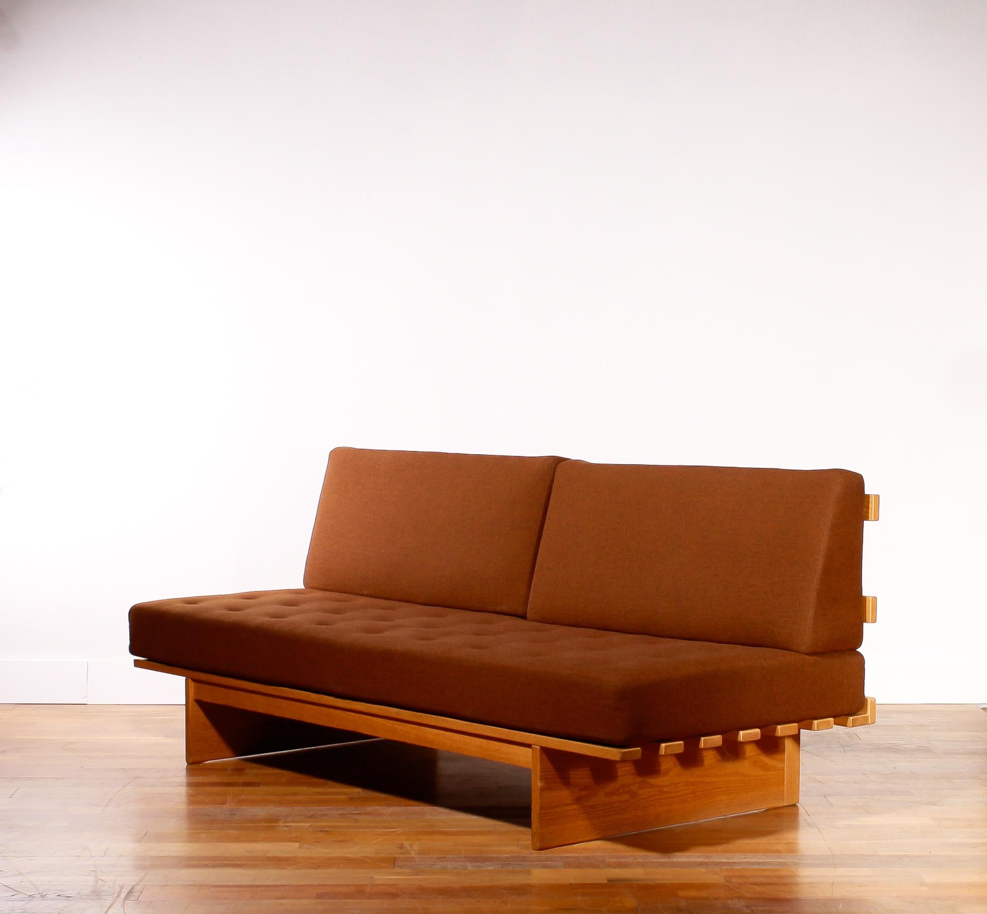 Late 20th Century 1970s Oak and Wool Sofa / Sleeper by Bra Bohag For DUX
