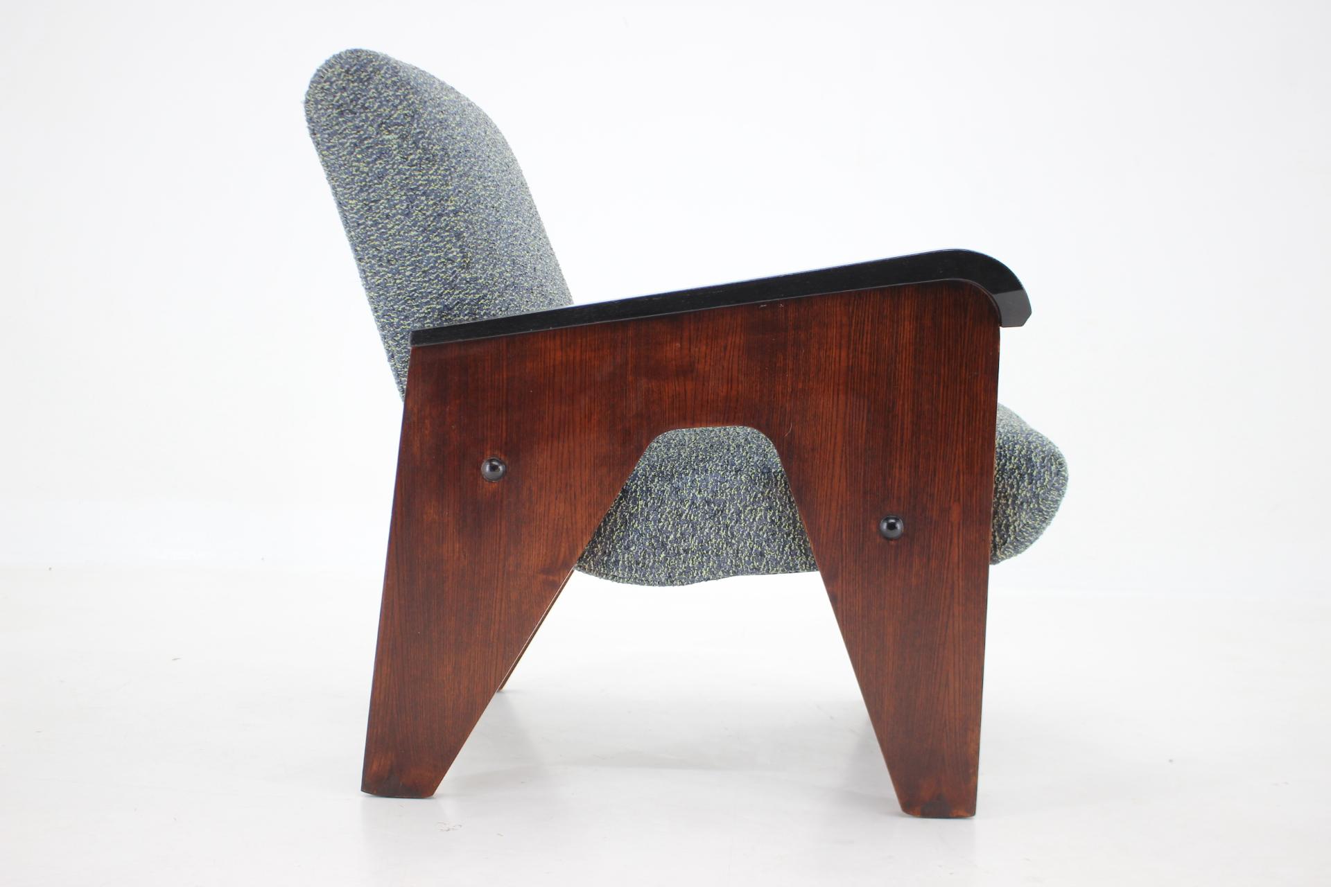 Mid-Century Modern 1960s Oak Armchair, Czechoslovakia For Sale