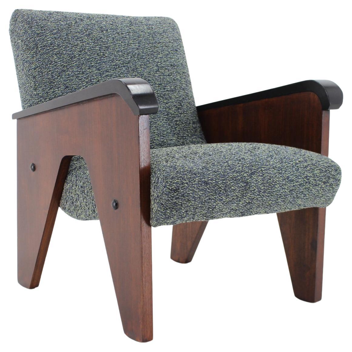 Fauteuil en chêne des années 1960, Tchécoslovaquie