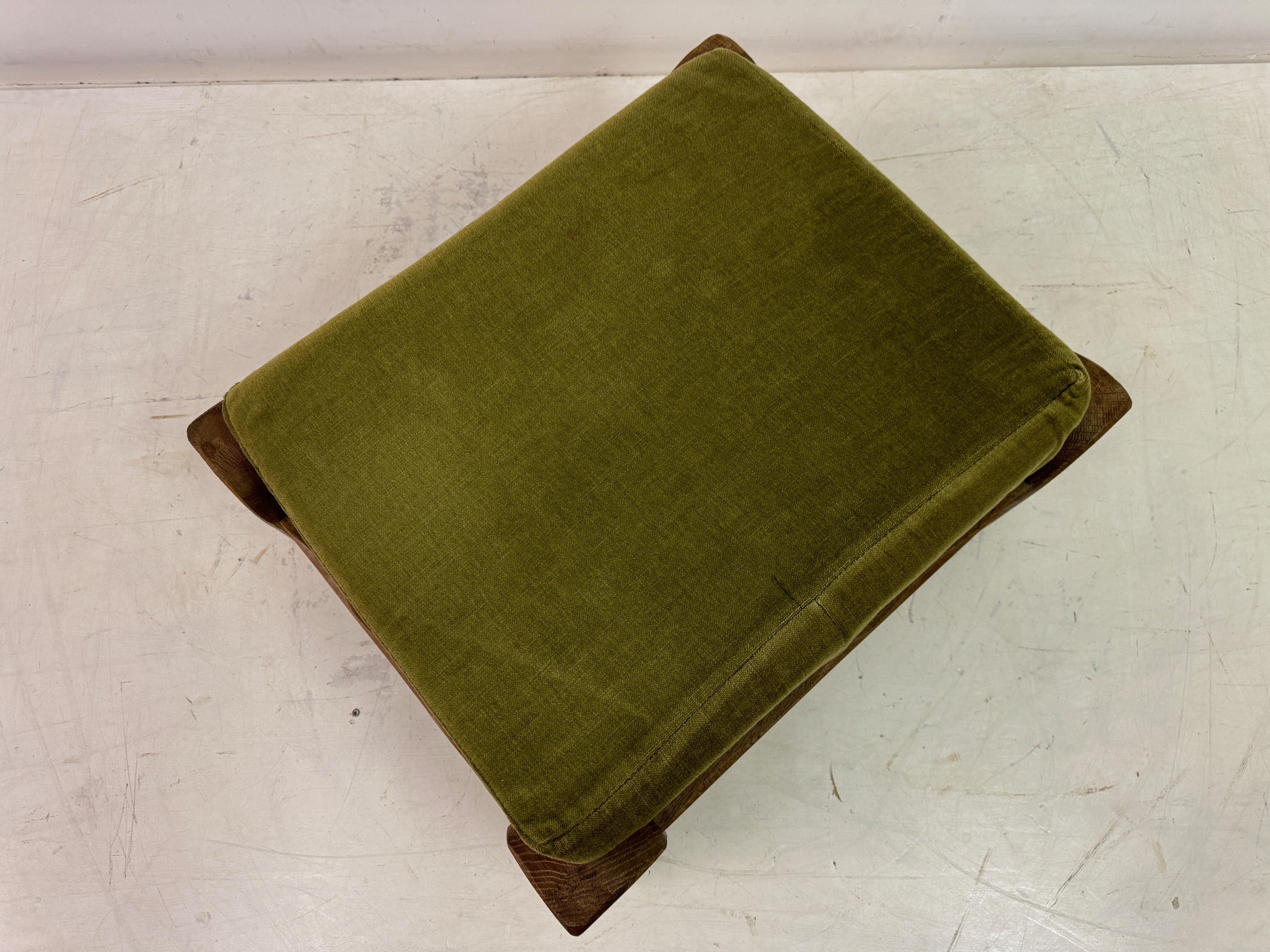 1960er EICHE Brutalistischer Hocker oder Ottomane von De Puydt im Angebot 5