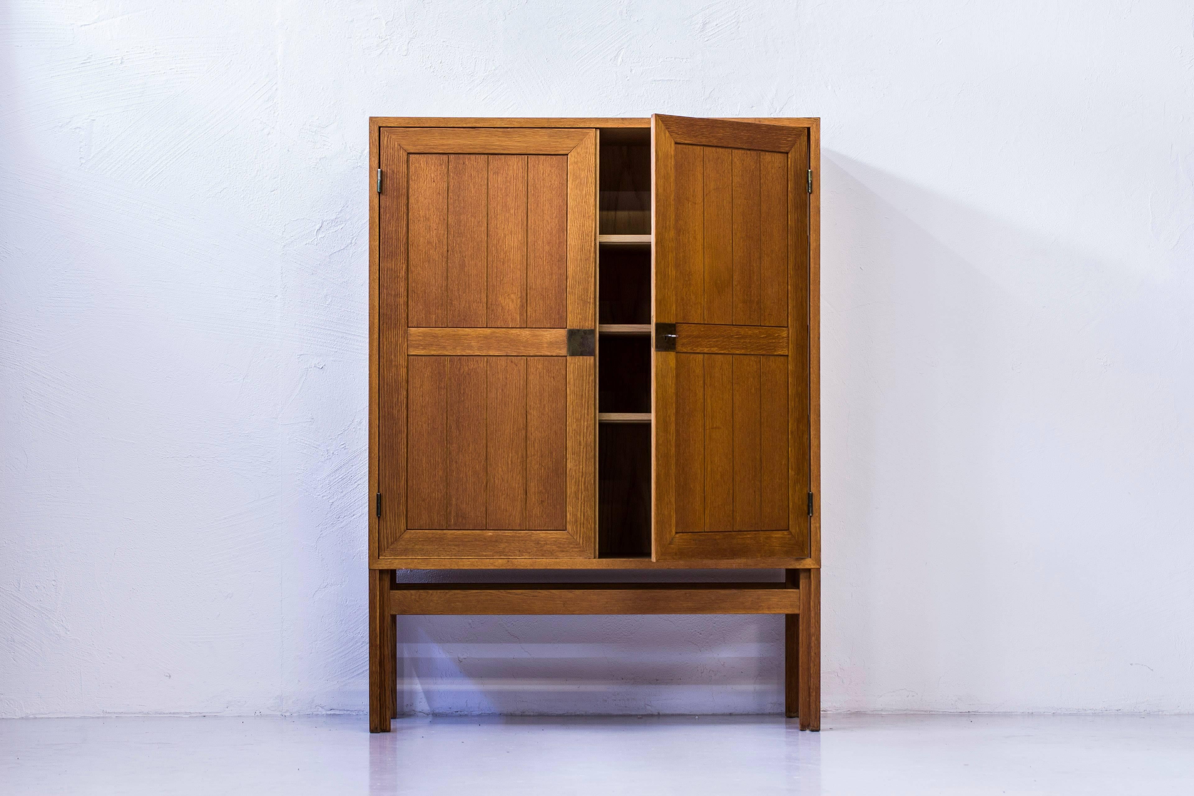 Scandinavian Modern 1960s Oak Cabinet by Kurt Østervig